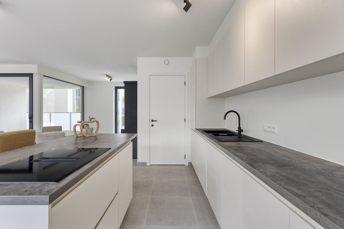 Kwalitatief en ruim nieuwbouwappartement (110m²) in Beselare  foto 10