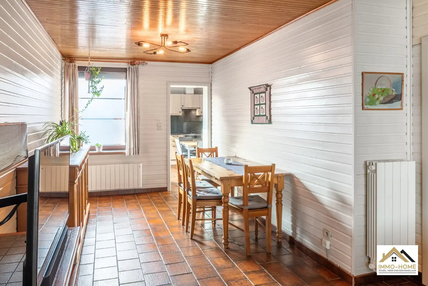 Halfopen bebouwing nabij centrum Wachtebeke foto 8