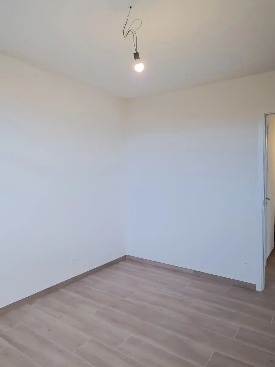 Rustig en comfortabel 2slpk appt. met mooi terras  foto 12