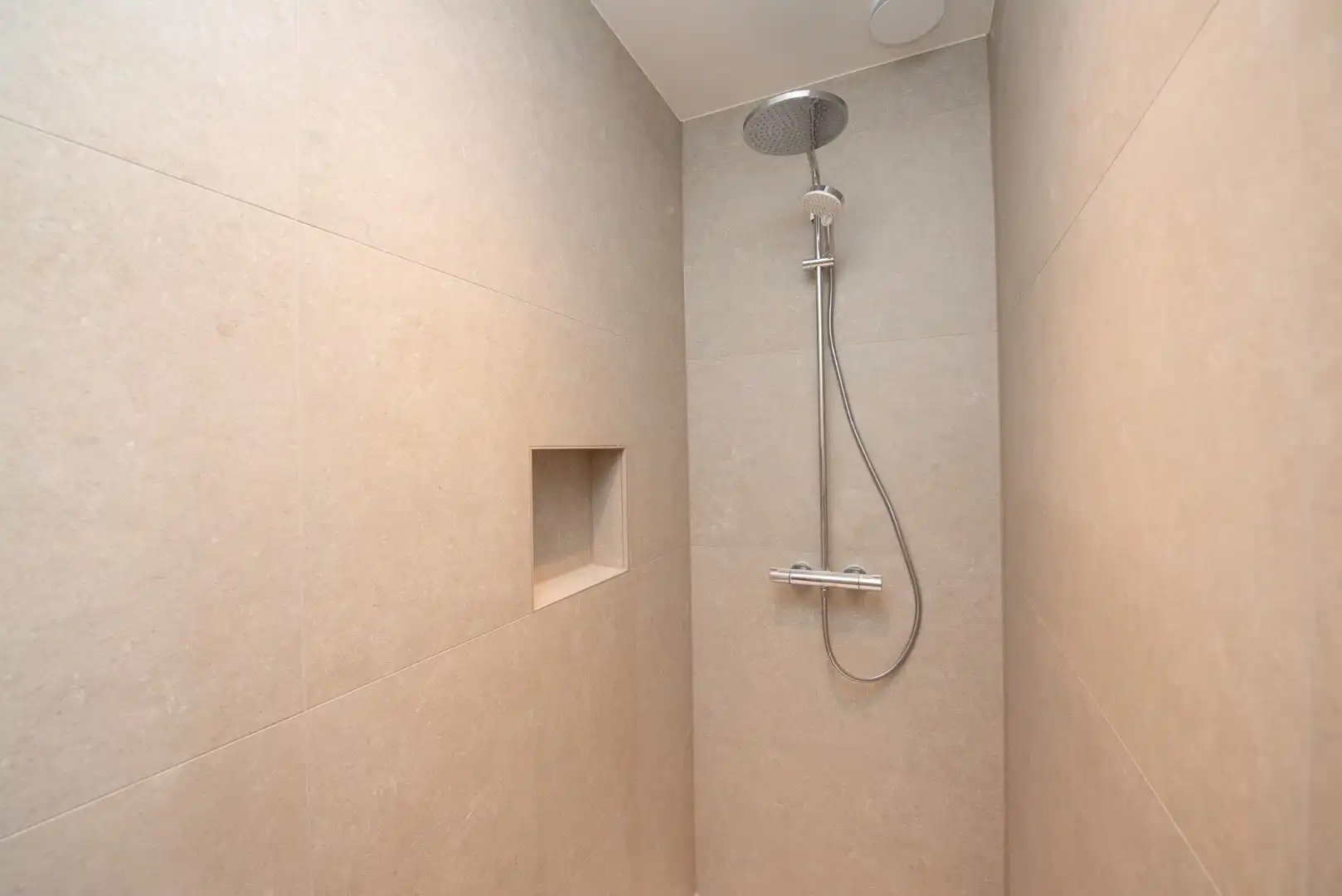 Moderne HOB nieuwbouwwoning met 3 slaapkamers te huur foto 14