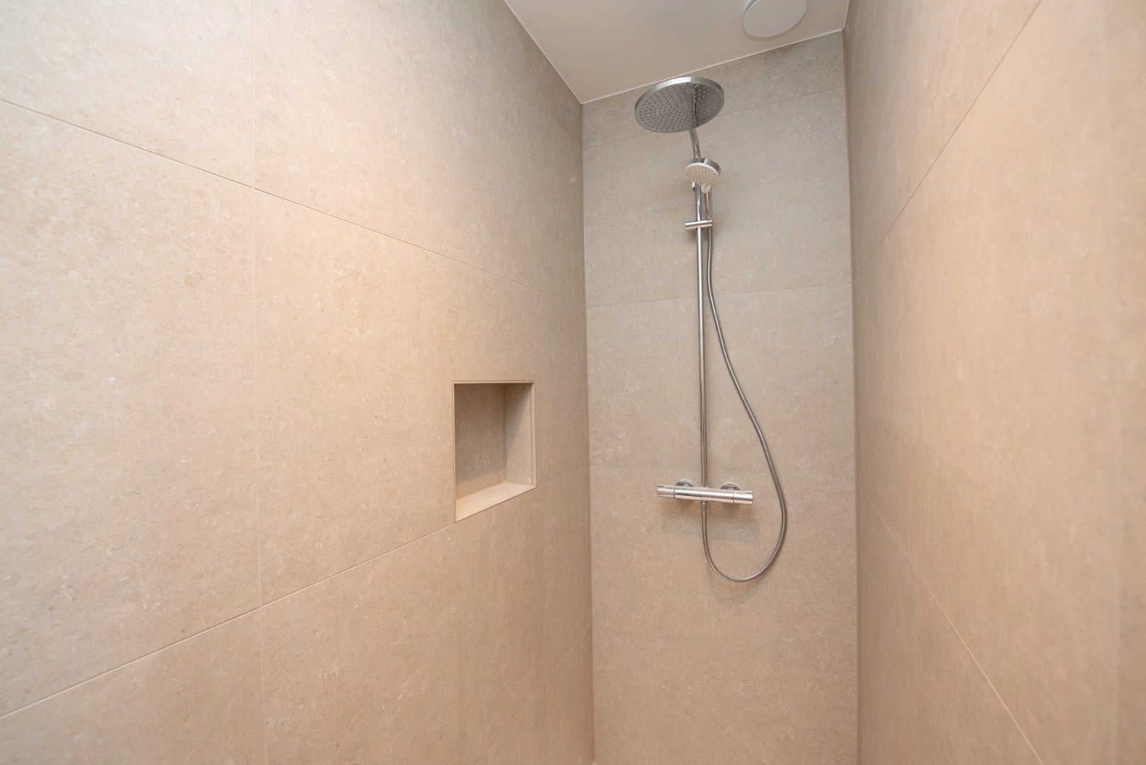 Moderne HOB nieuwbouwwoning met 3 slaapkamers te huur foto 14