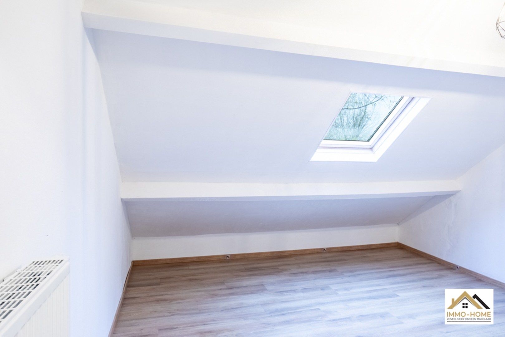 Gerenoveerde ruime open bebouwing op landelijke ligging foto 15