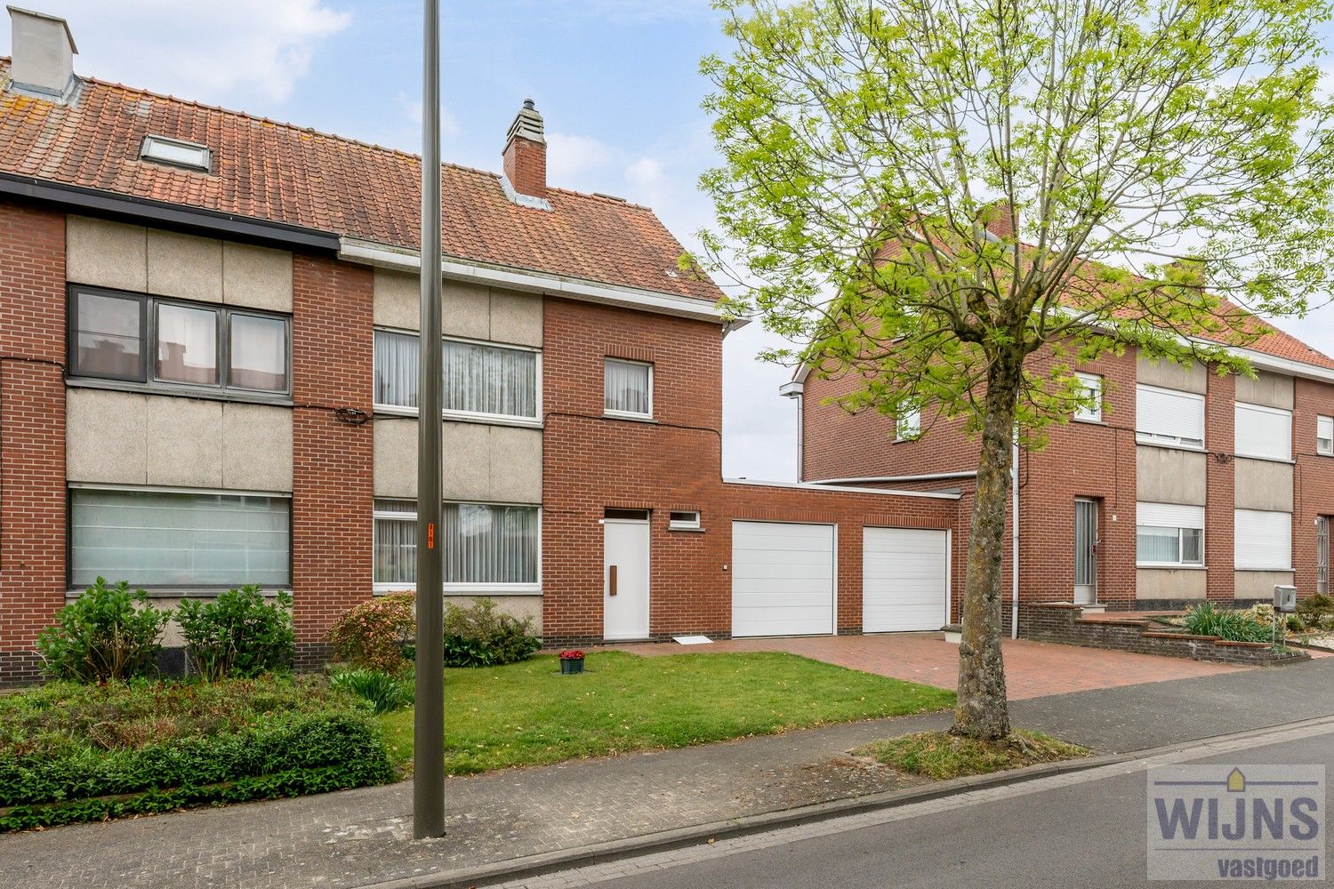 Hoofdfoto van de publicatie: HALF-OPEN I INSTAPKLAAR I GOEDE LOCATIE