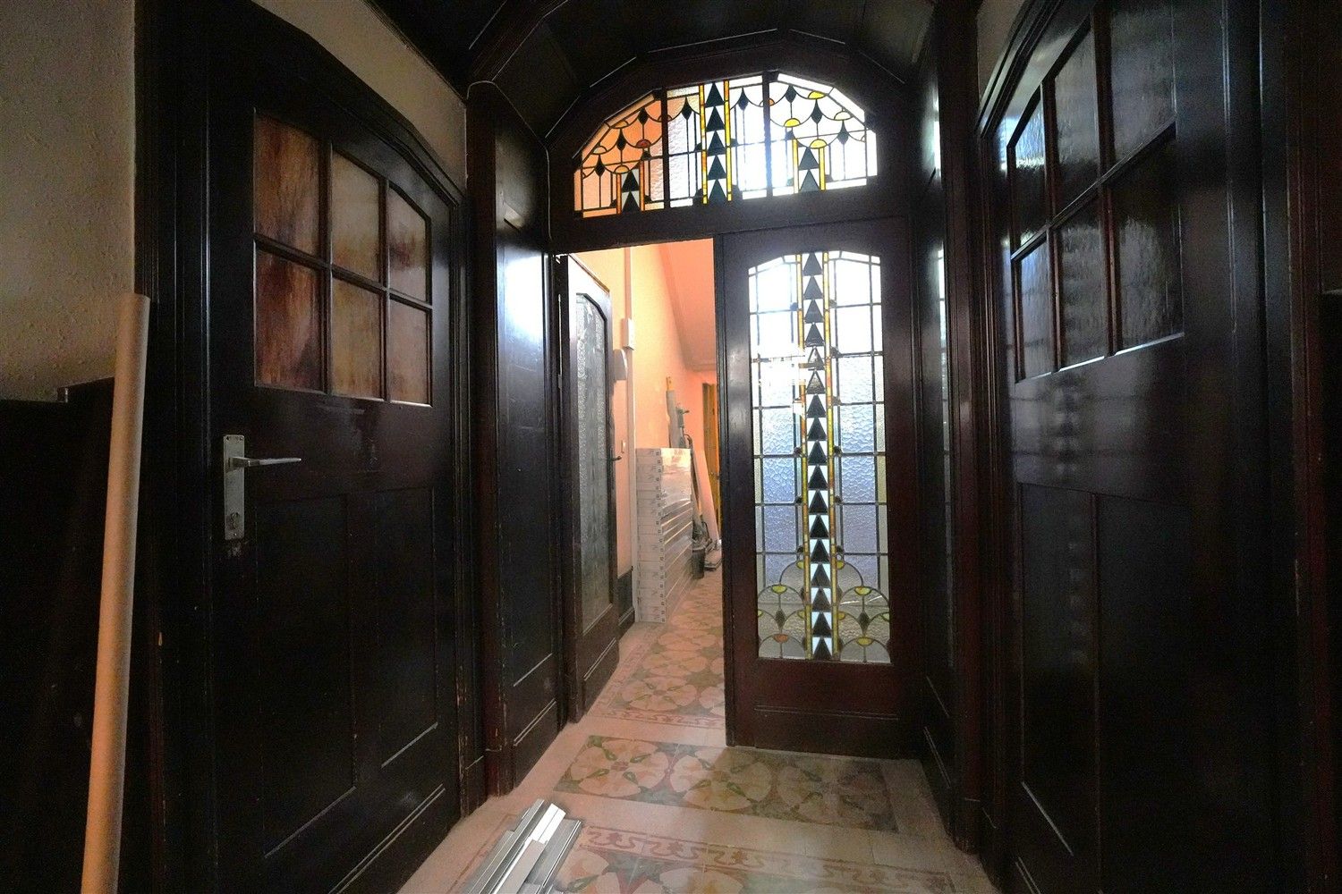 Instapklaar appartement met terras in Jette foto 26