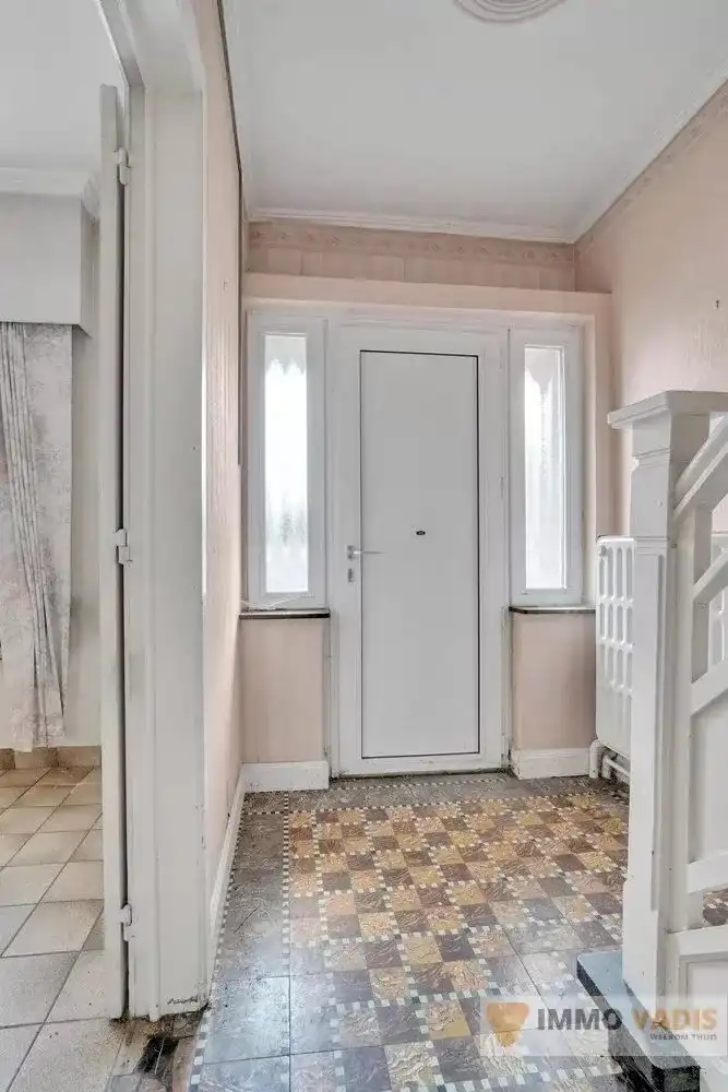 Hoeve op ruim perceel met extra bouwgrond foto 10