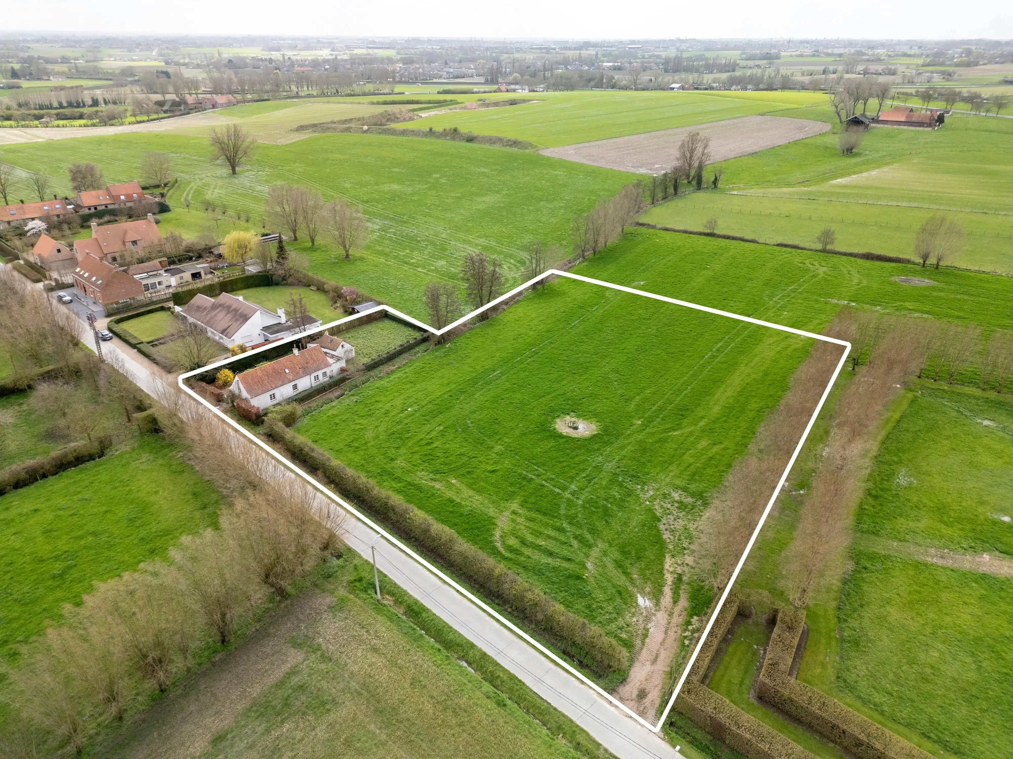 Schitterend gelegen grond op ca. 6682m² te koop nabij Kortrijk foto 7