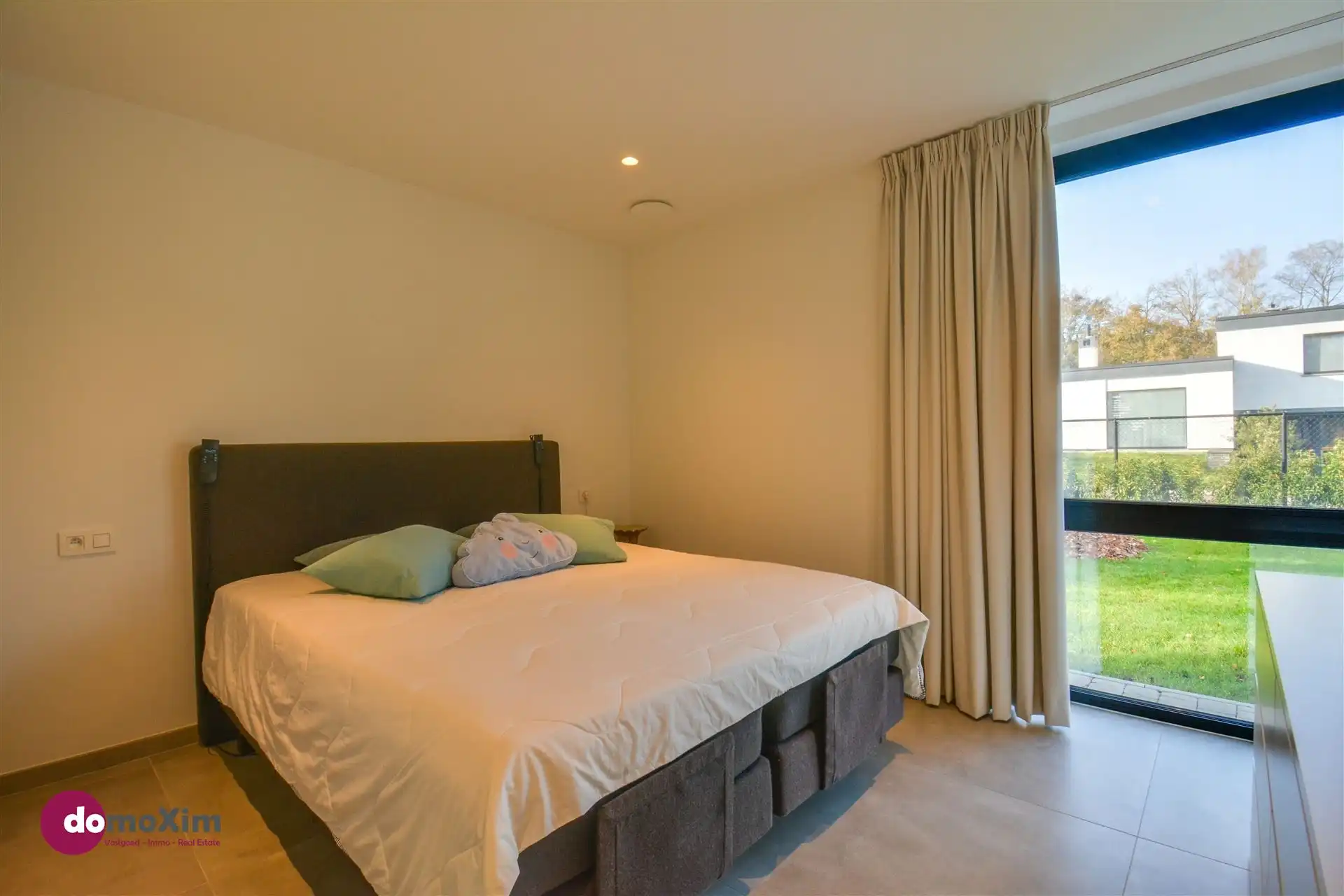 Hoogwaardig afgewerkte, instapklare bungalow in residentiële wijk Lievekensbossen foto 11