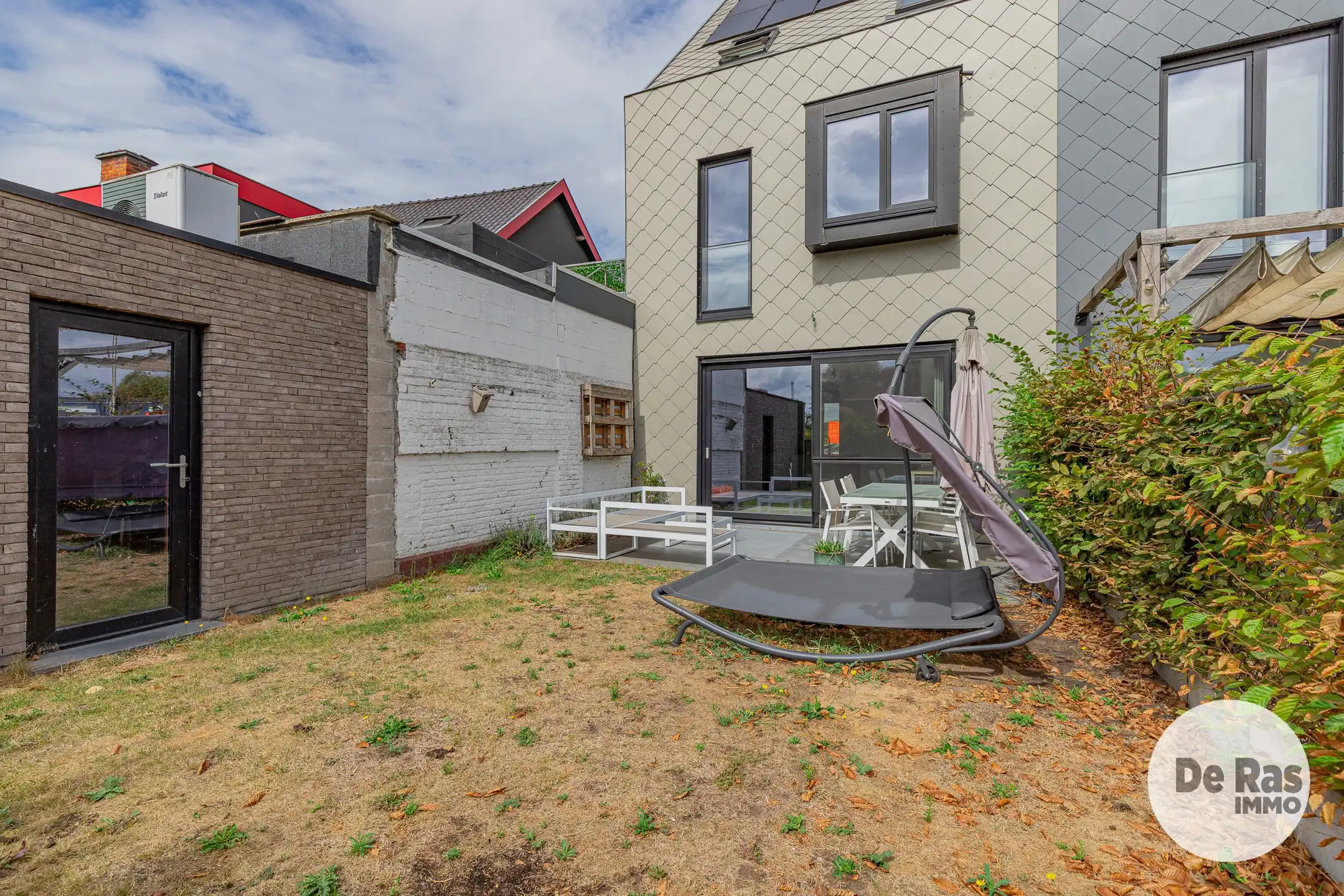 GENT - Recente woning met 3 slpks, berging en staanplaats foto 17