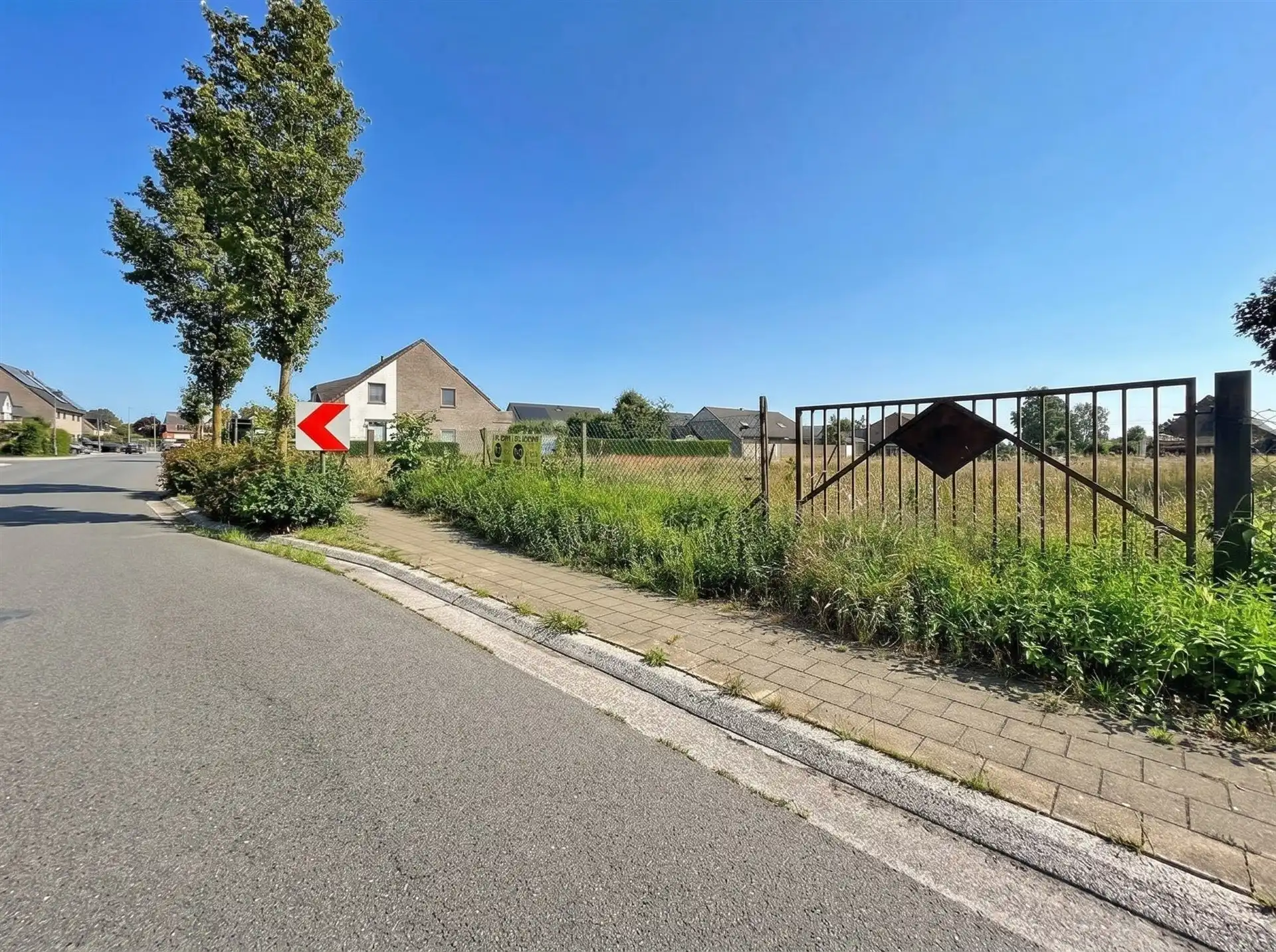 Gunstig gelegen bouwgrond van 686m² foto 4