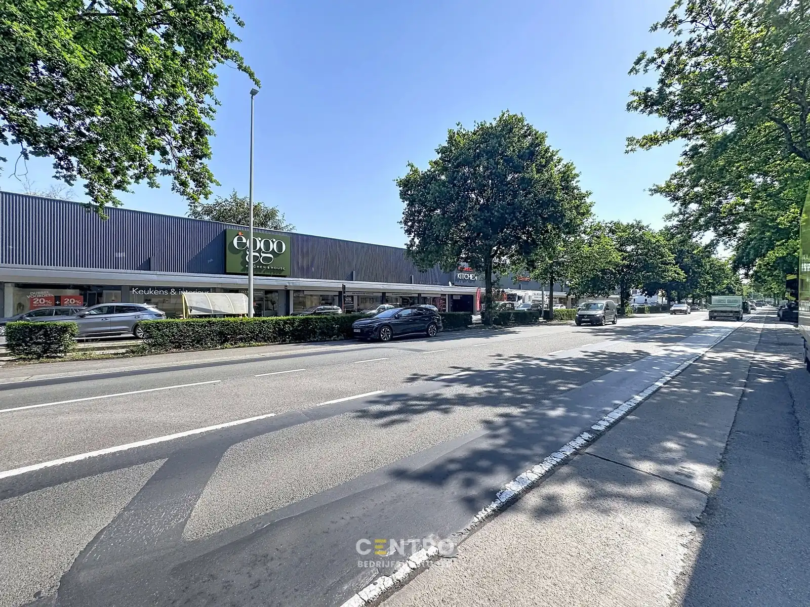 AAA-locatie: Nieuwe HANDELSRUIMTE (± 550m²) te huur met private parkeerplaatsen op het terrein. Langs DE Maalse Steenweg te Brugge (Sint-Kruis) foto 9