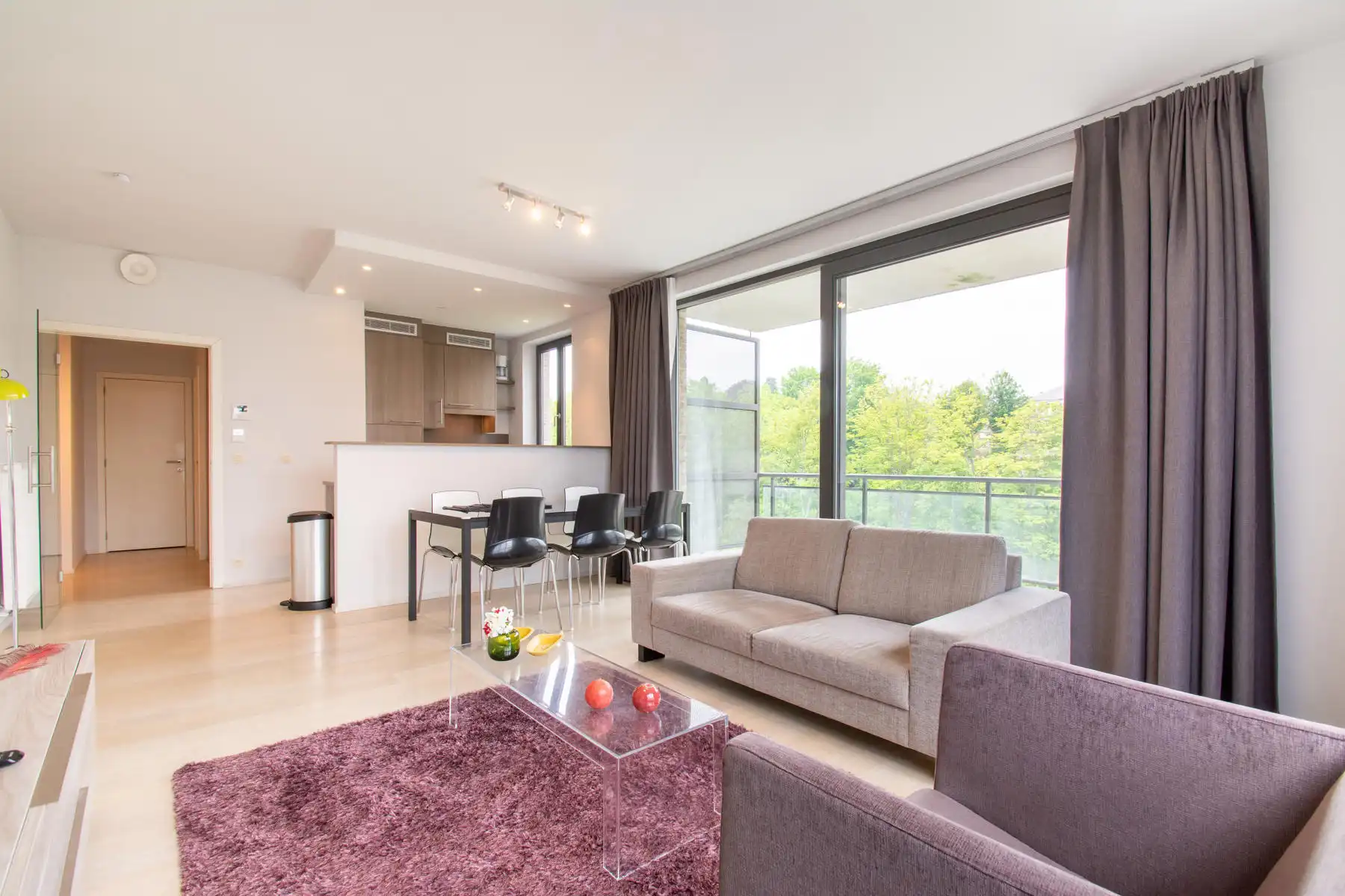 Prachtig appartement - 2 kamers met TERRAS!! foto {{pictureIndex}}