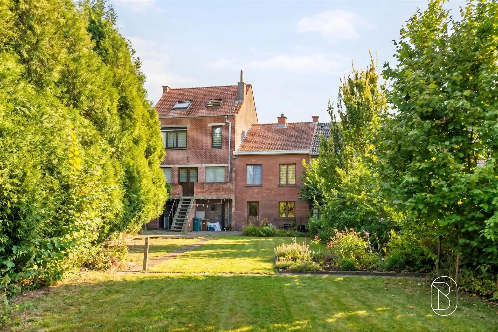 Grote bel-étage: 5 slpks, 3 badk, 2 garages, tuin! foto 3