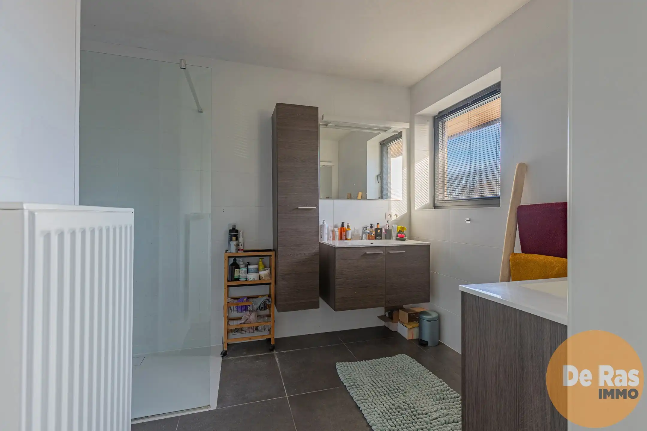 KERKSKEN -  Zeer ruim en luxueus gelijkvloers appartement foto 12