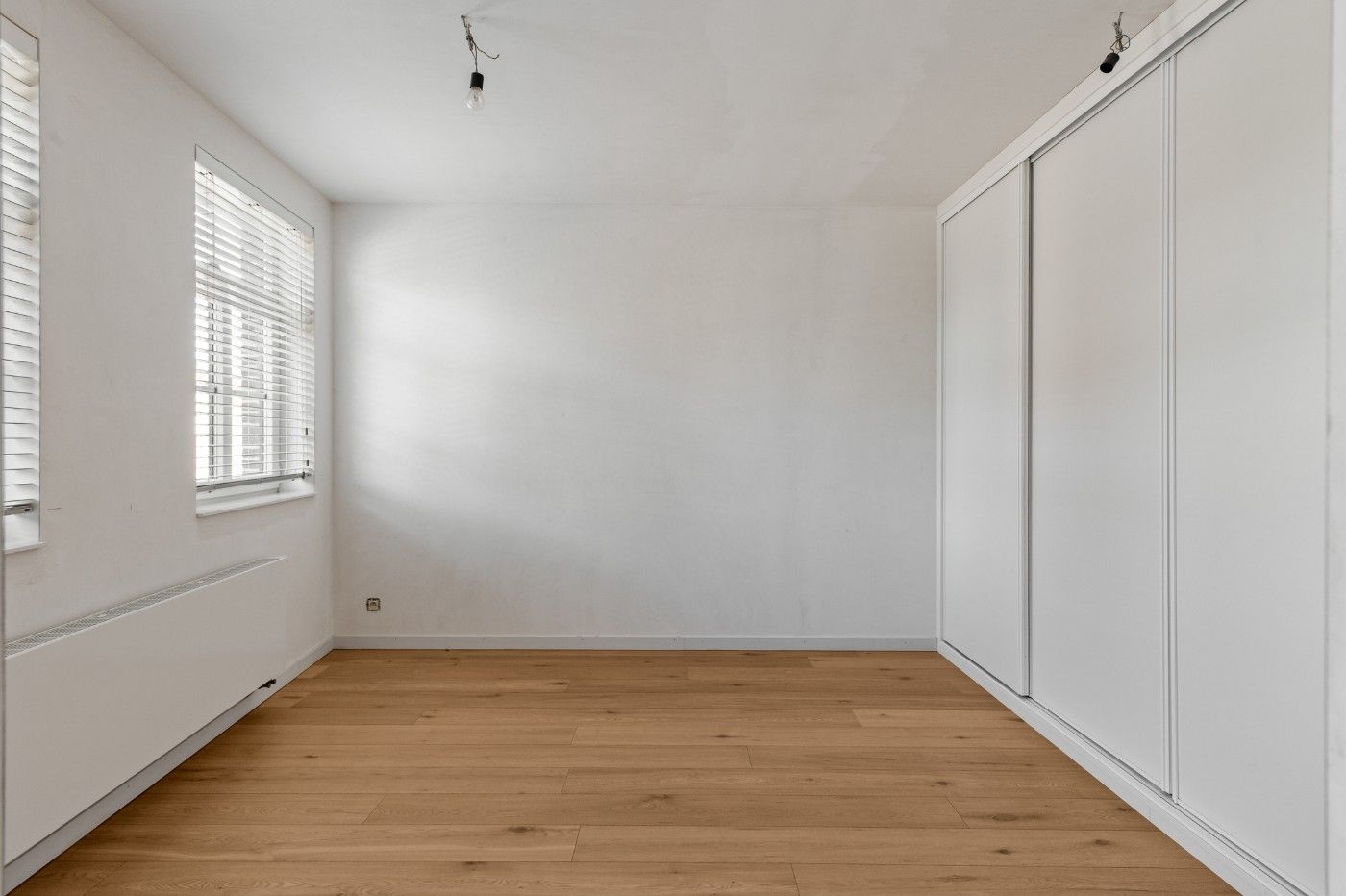 Ruime HOB met 3 slpk., tuin en carport foto 16