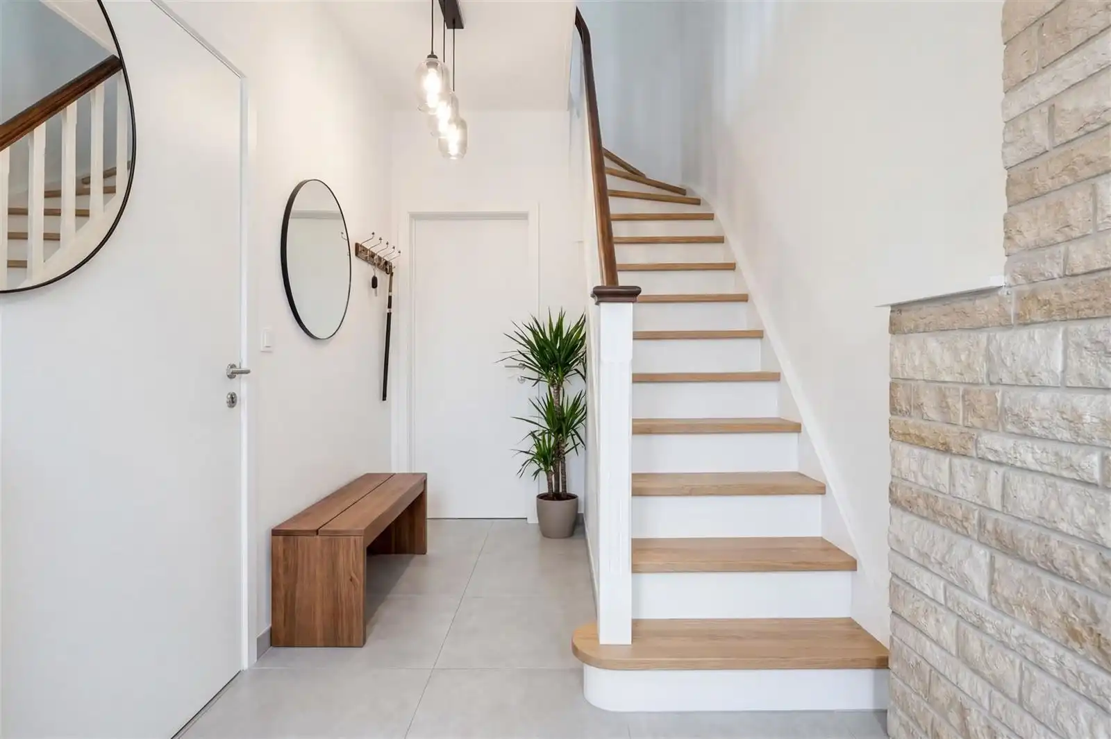 3 gevel Woning met prachtig uitzicht foto 4