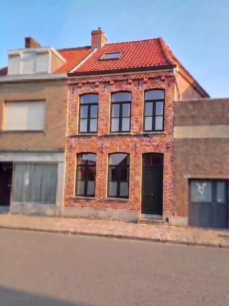 Op steenworp van Brugge centrum, INSTAPKLAAR CHARMANT ENERGIEZUINIG RUIM BURGERHUIS met MOOIE GROTE TUIN , 3 SLPKS en 3  badkamers foto 26