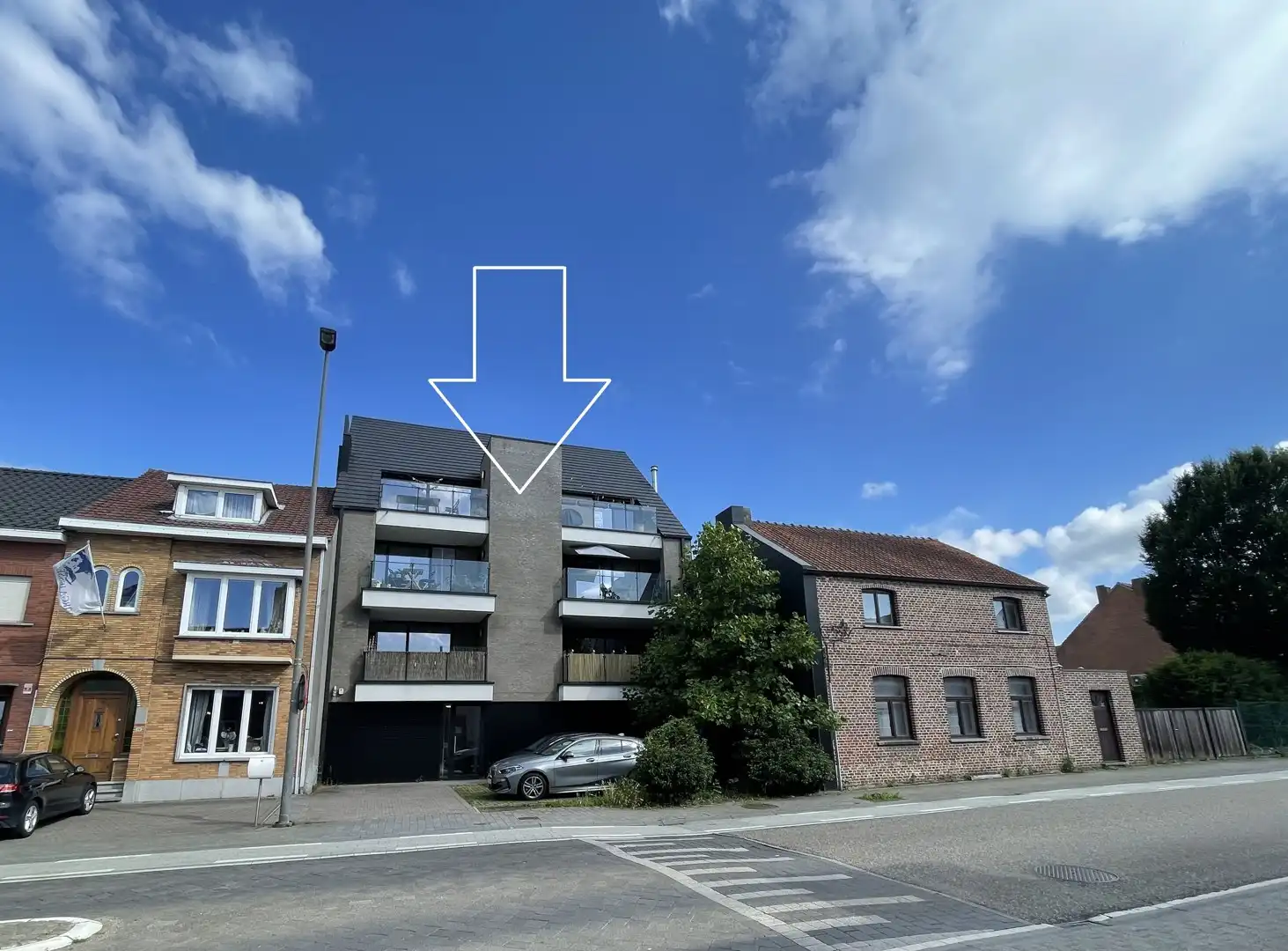 Prachtige penthouse met 3 slaapkamers en twee terrassen vlakbij het centrum van Hasselt. foto {{pictureIndex}}