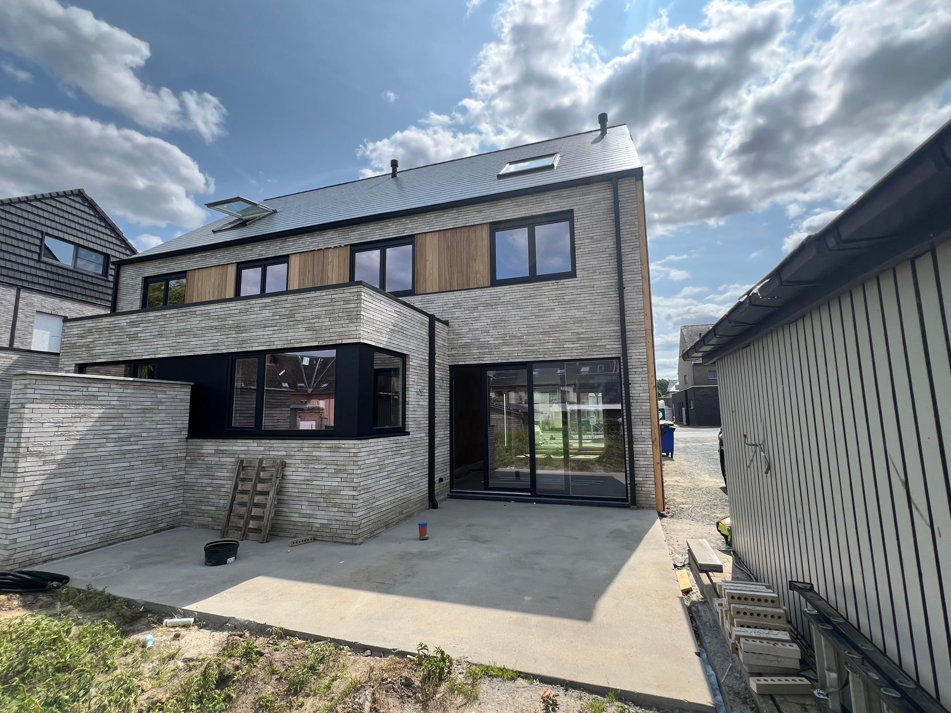 Volledig afgewerkte nieuwbouw (prijs incl. btw: €495.231) foto 24