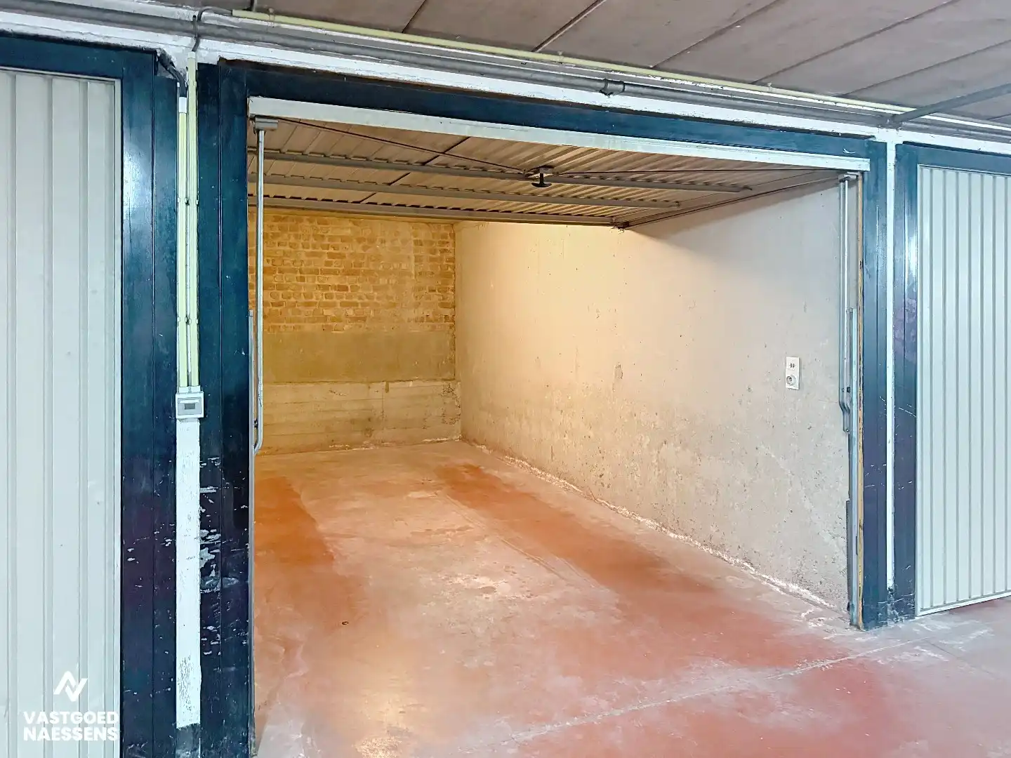 GARAGEBOX VLAKBIJ ZEEDIJK  foto 4