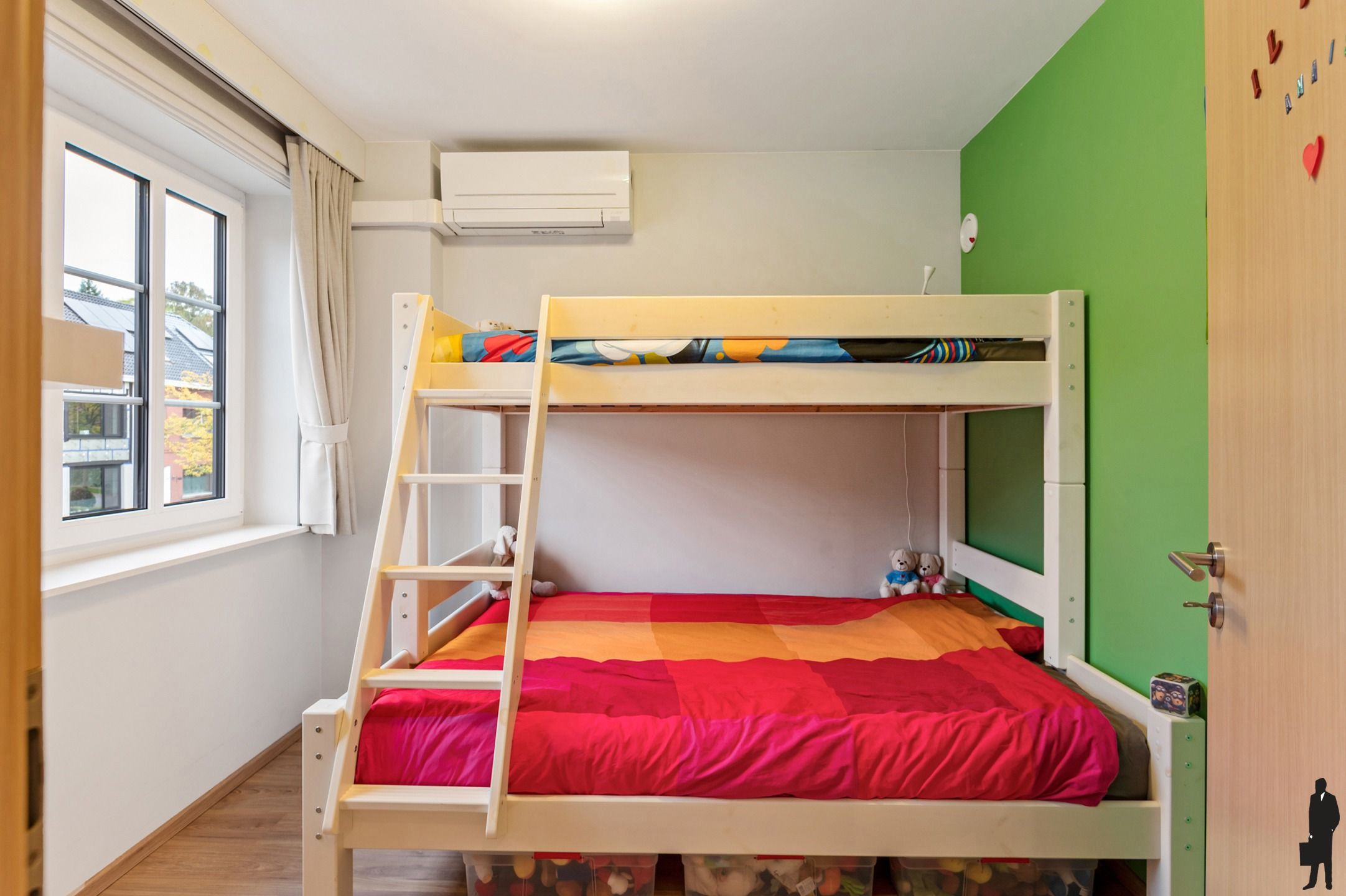 Welgelegen energiezuinige woning met 4 slpks en ZW tuin foto 15