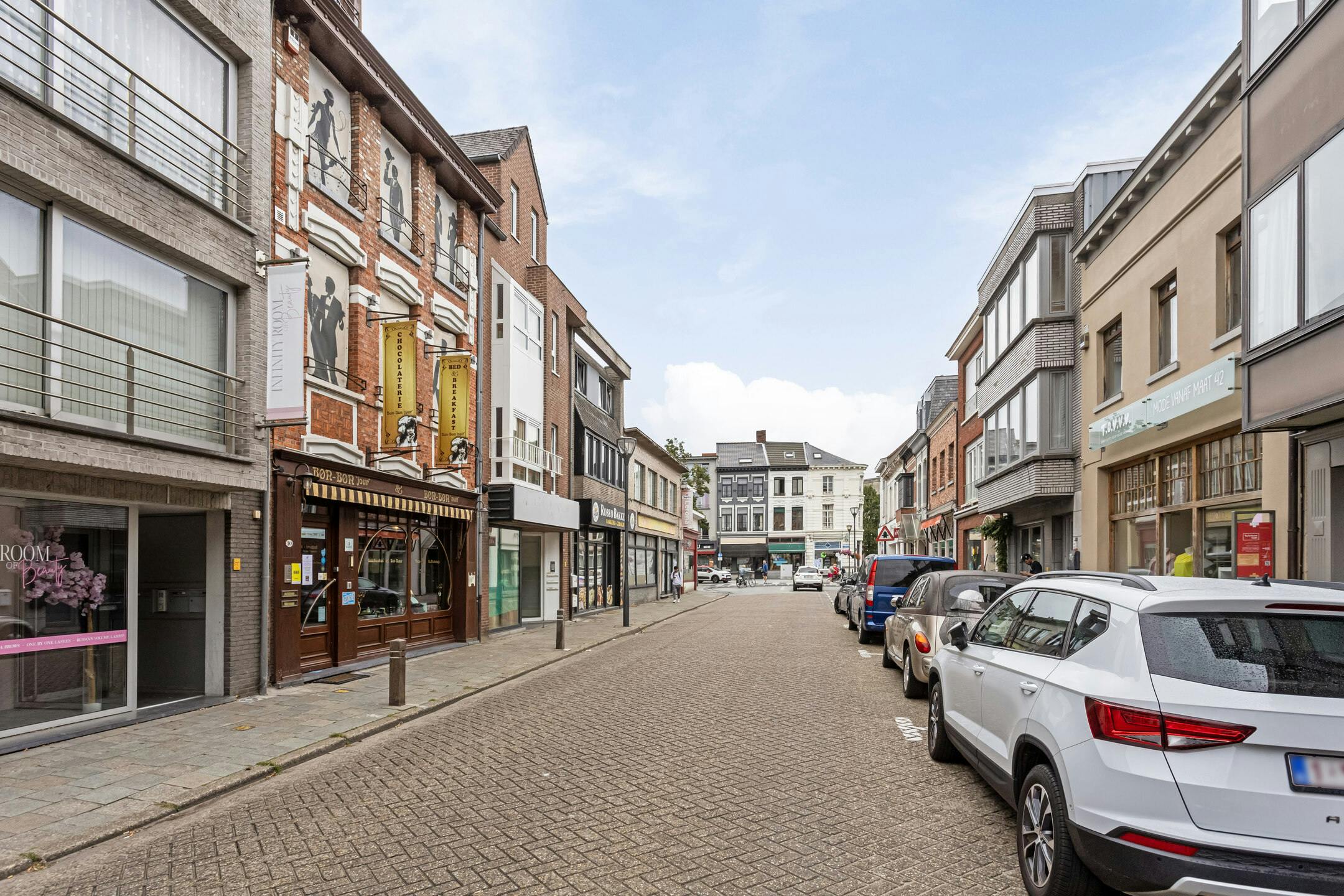 Charmant gerenoveerde B&B met woonst, winkel en handelsfonds foto 54