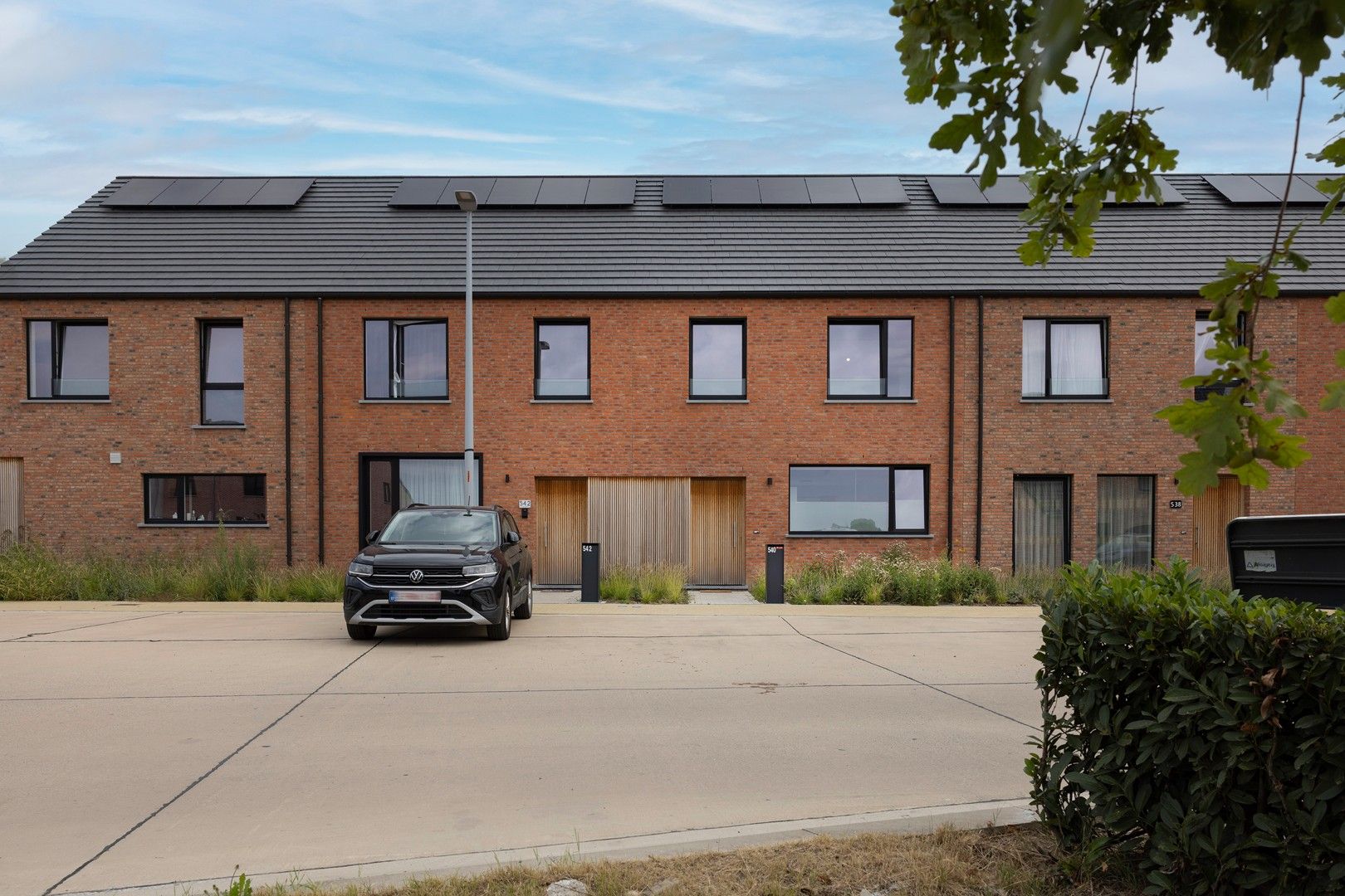 Nieuwbouw kopen onder registratierechten, hier kan het. foto {{pictureIndex}}