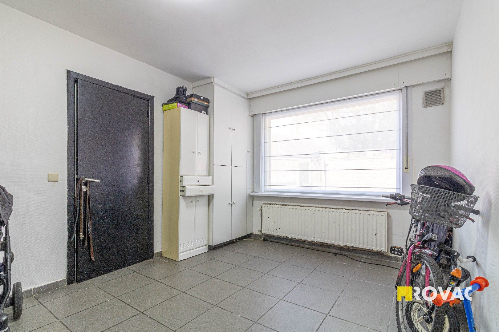 Ruime woning met 3 slaapkamers en dakterras in centrum Roeselare foto 24