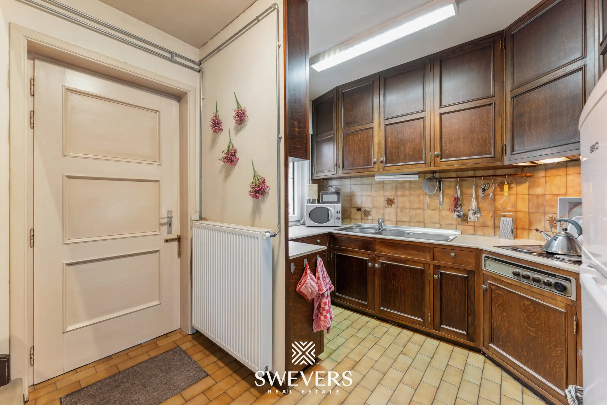 Verder op te frissen open bebouwing op 9 are 25 ca in rustige straat in Koersel  foto 9