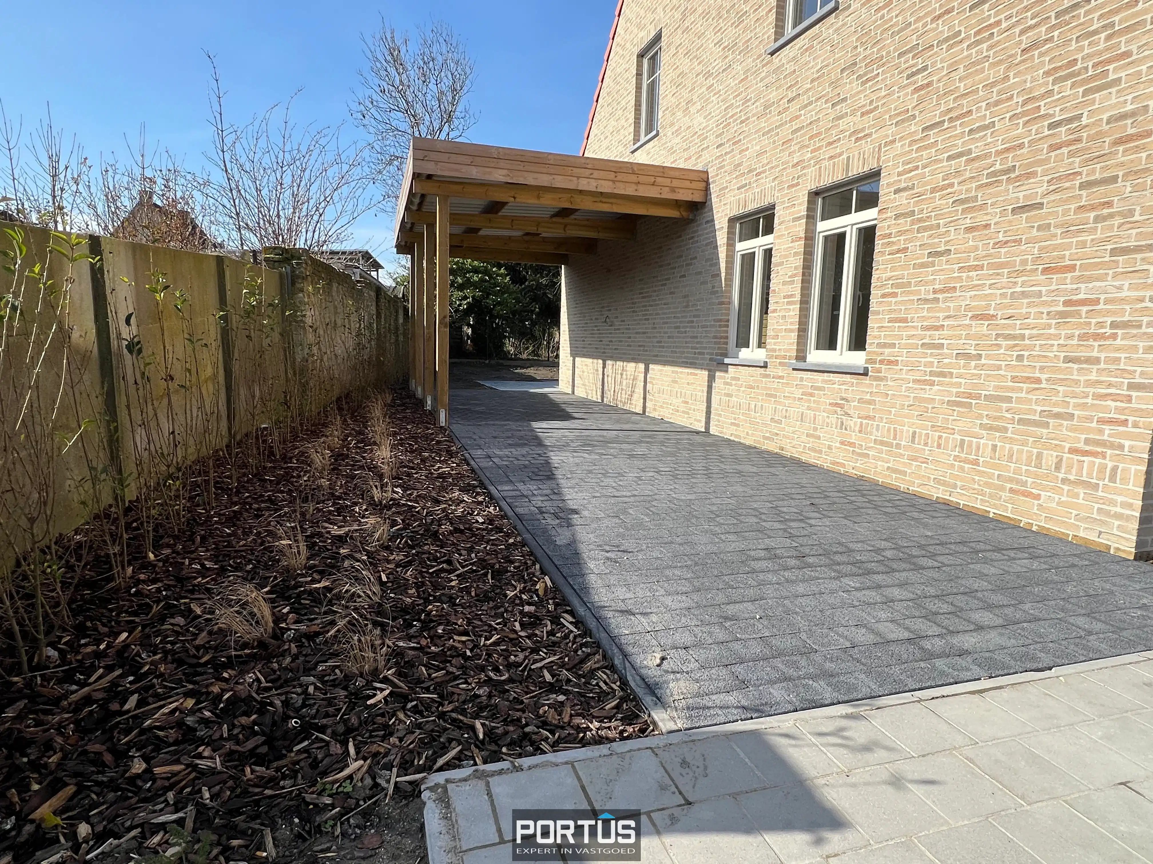 Energiezuinige nieuwbouwwoning met 3 slaapkamers en carport te huur foto 4