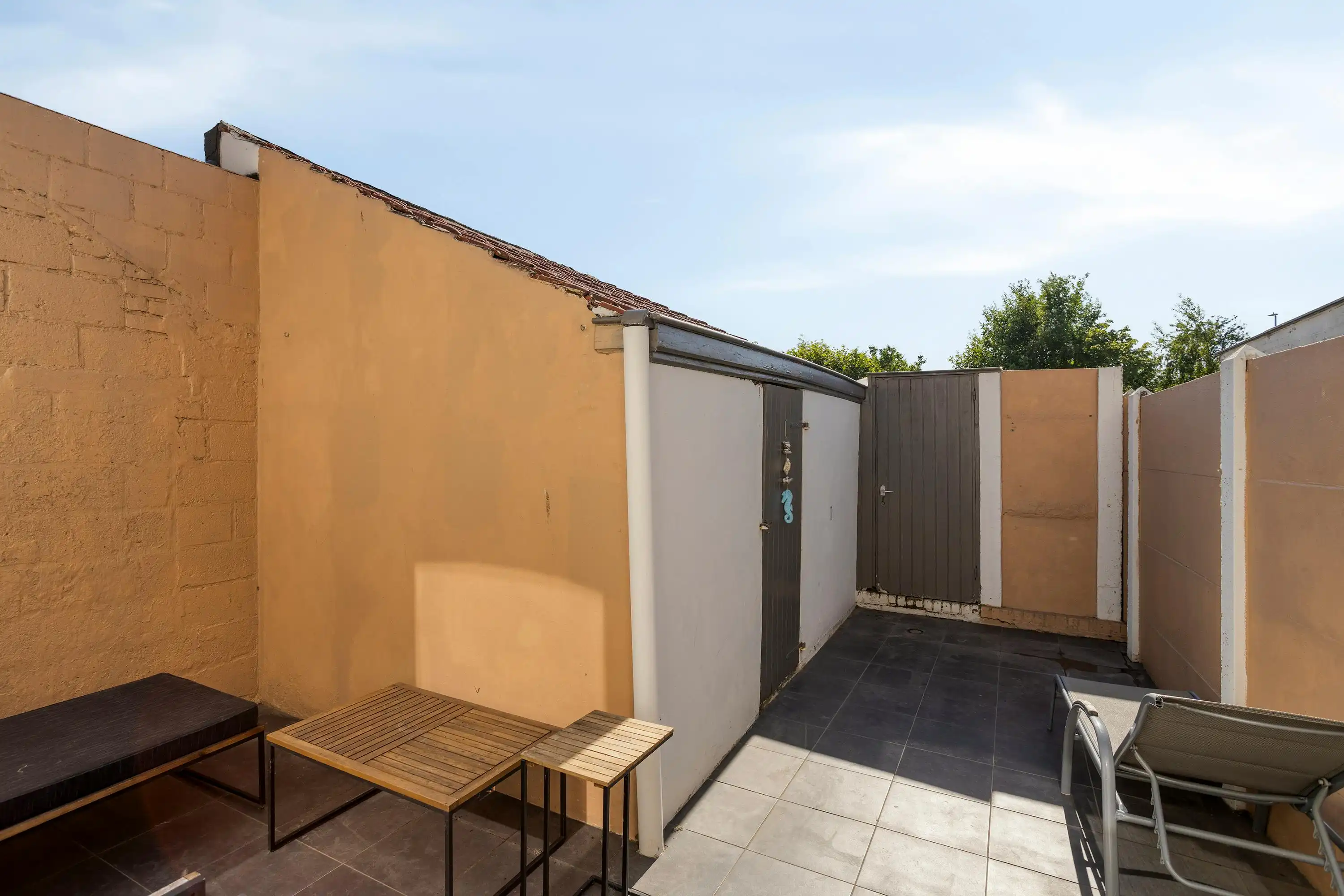 Gezellige rijwoning met stadskoertje te koop in Torhout foto 3