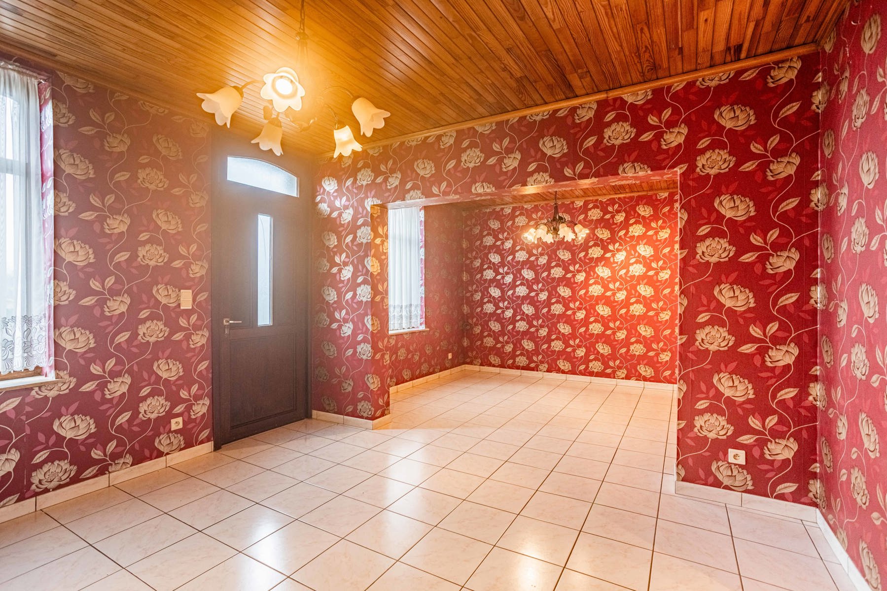 Rustig gelegen te renoveren woning in doodlopende straat. foto 7