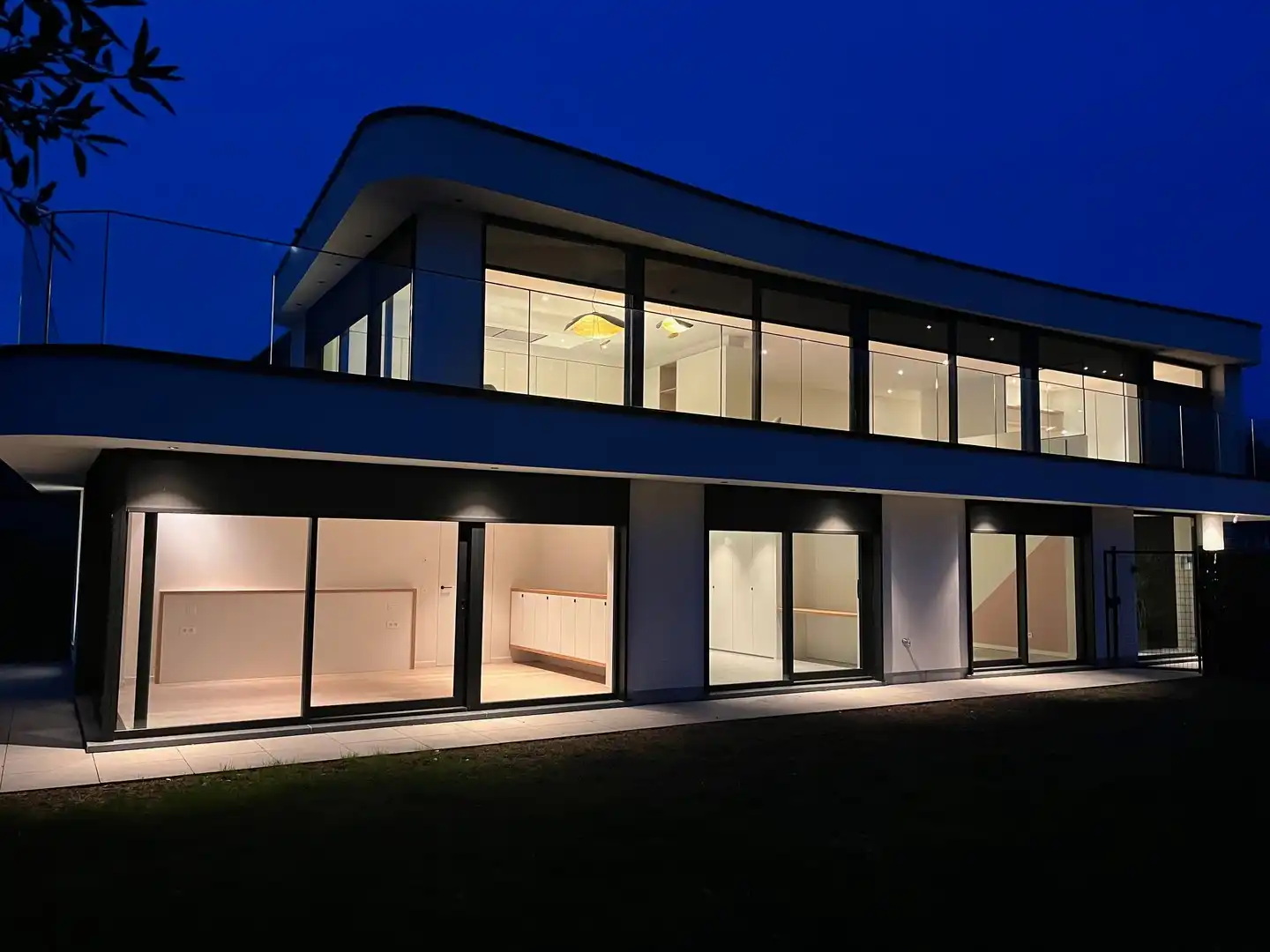 Recent gebouwde, energiezuinige villa gelegen in een rustige dreef van een centraal gelegen villawijk te Knokke-Heist. foto 21