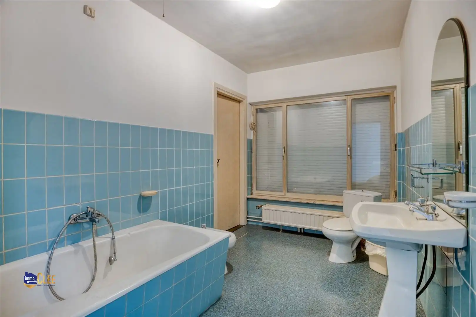 Woning met industriehal op topligging in Maasmechelen foto 12