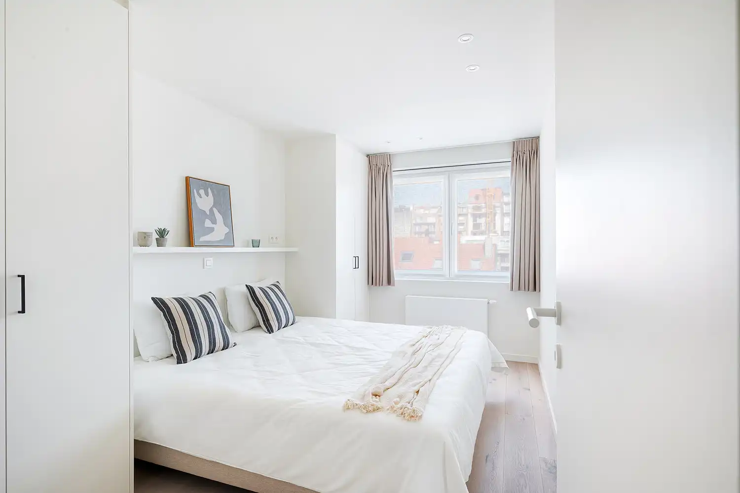 Prachtig vernieuwd appartement met open zichten en terrassen foto 14