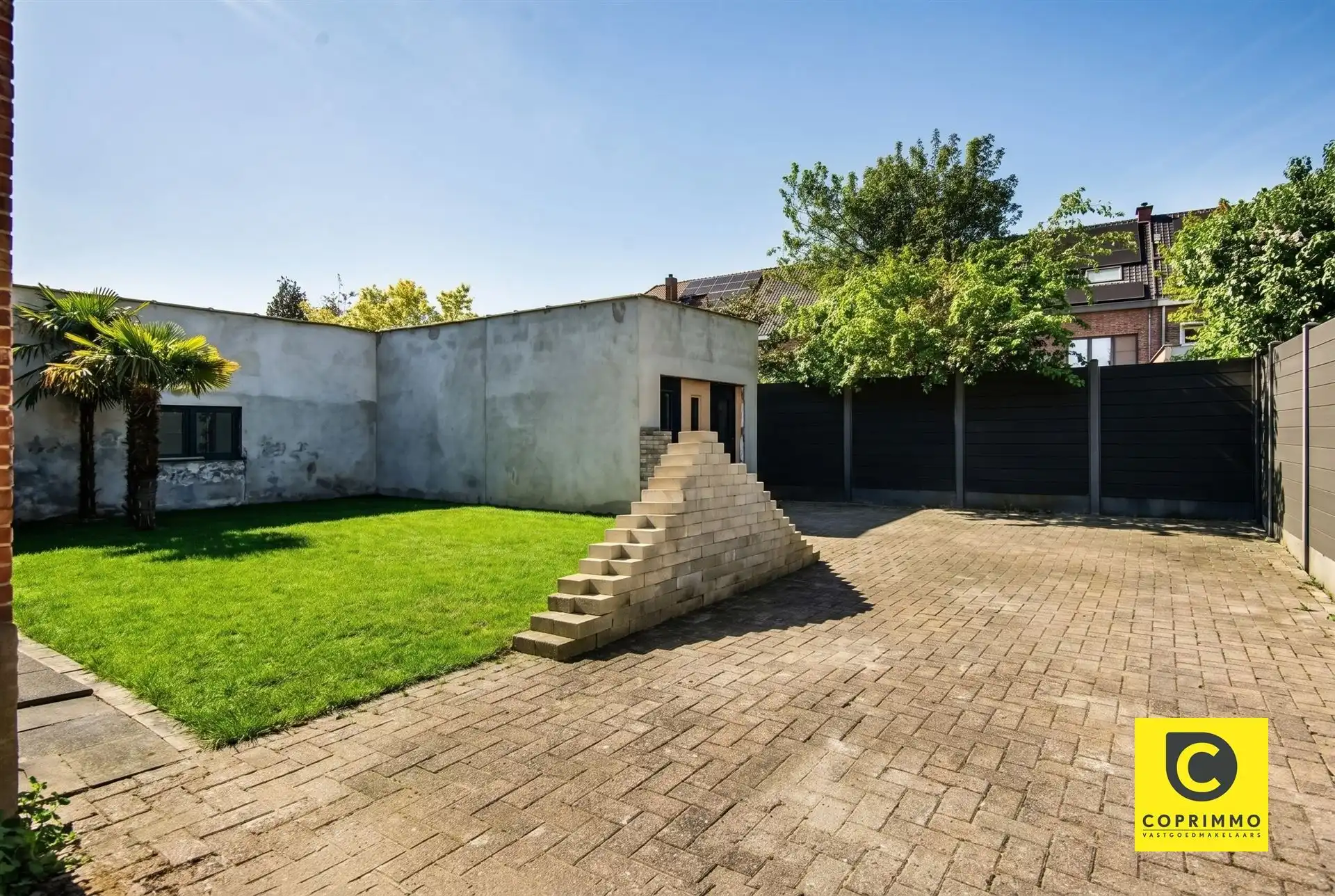 Woning: 4 slk + magazijn foto 10