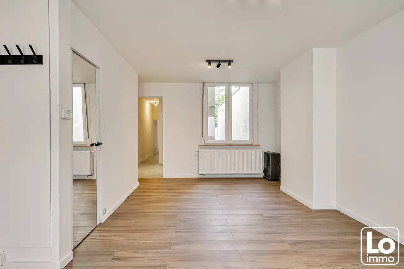 Recent gerenoveerde woning met 2 slaapkamers en zuidoost gerichte tuin in Heusden foto 2