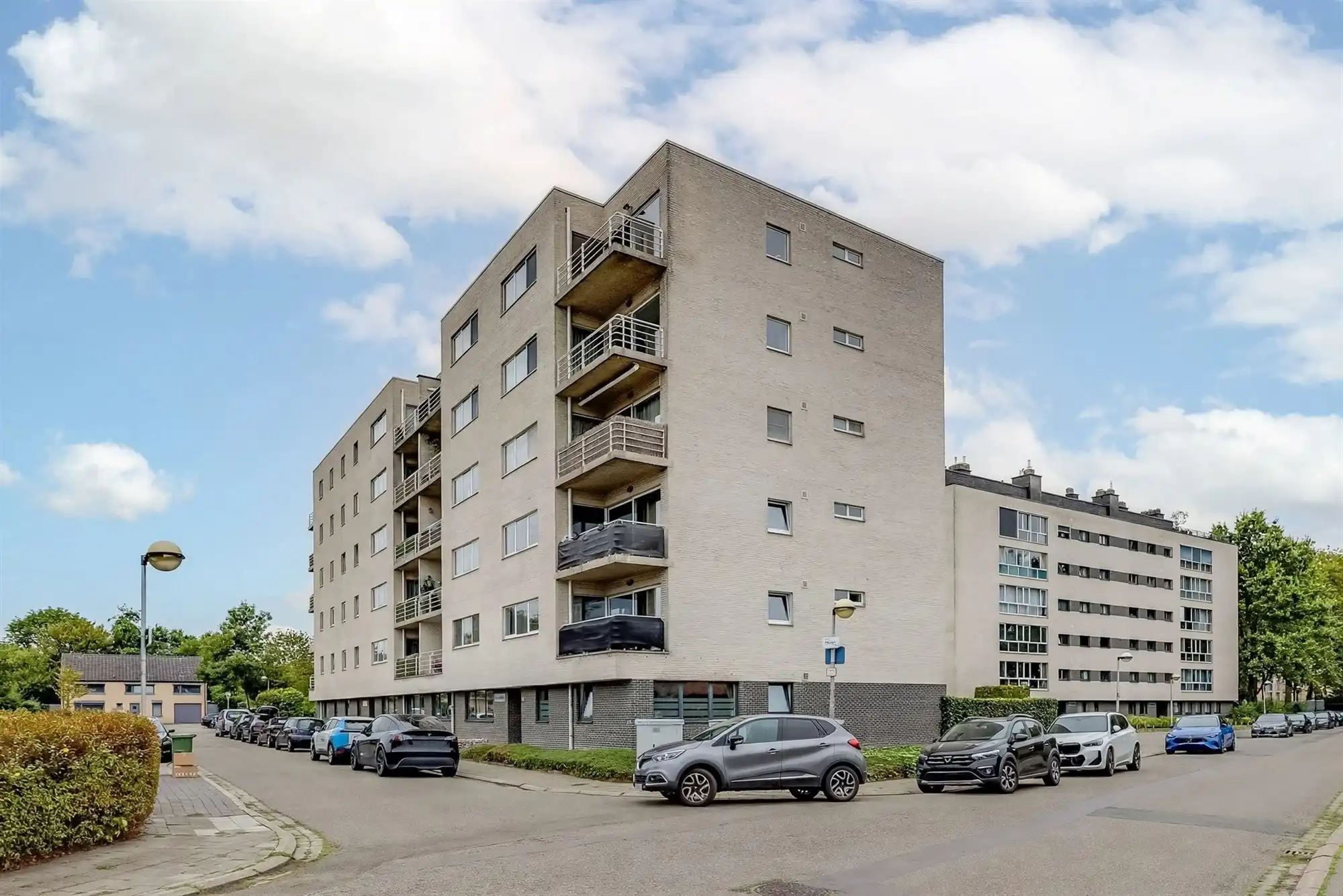 Ruim3-slpk appartement met terras en P foto 13