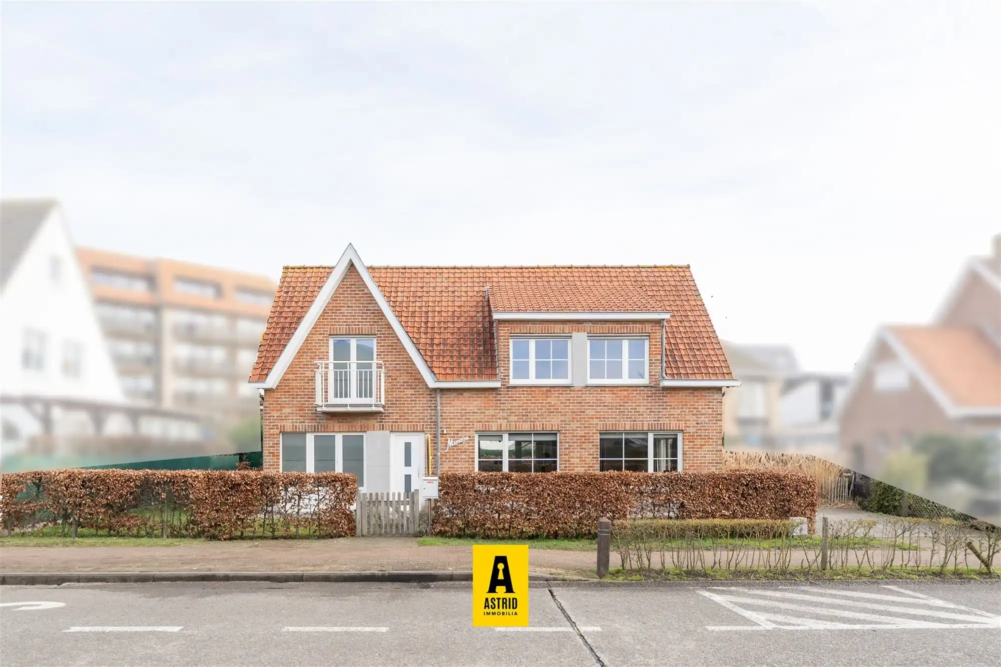 Instapklare vrijstaande woning nabij strand & centrum! foto {{pictureIndex}}