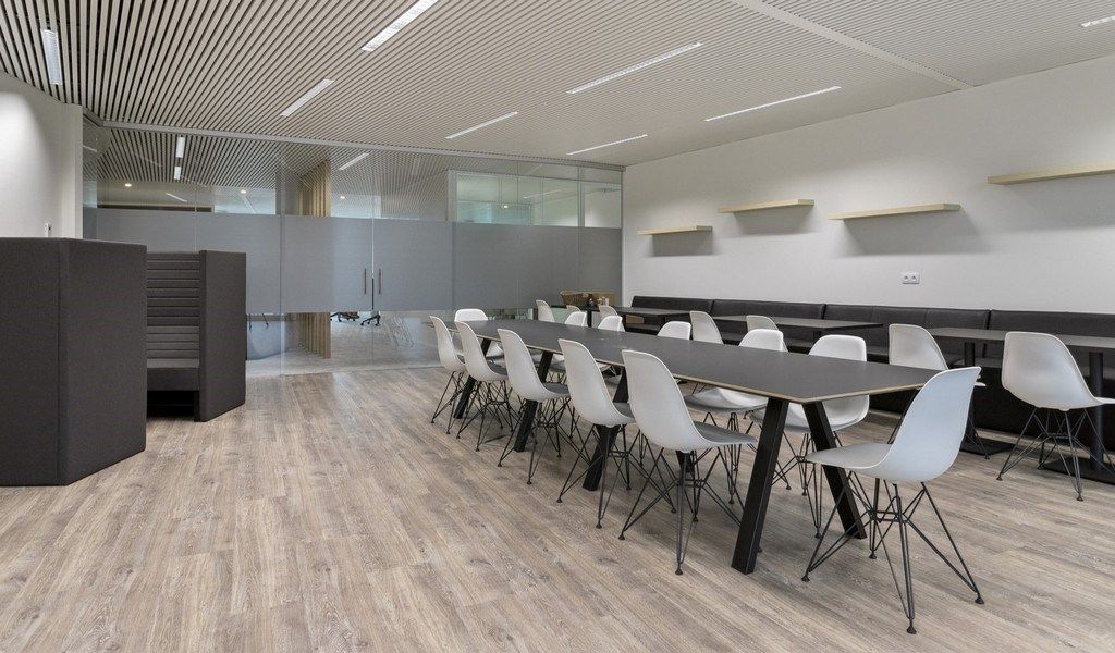 High-end gemeubelde kantoren te koop op The Loop in Gent foto 12