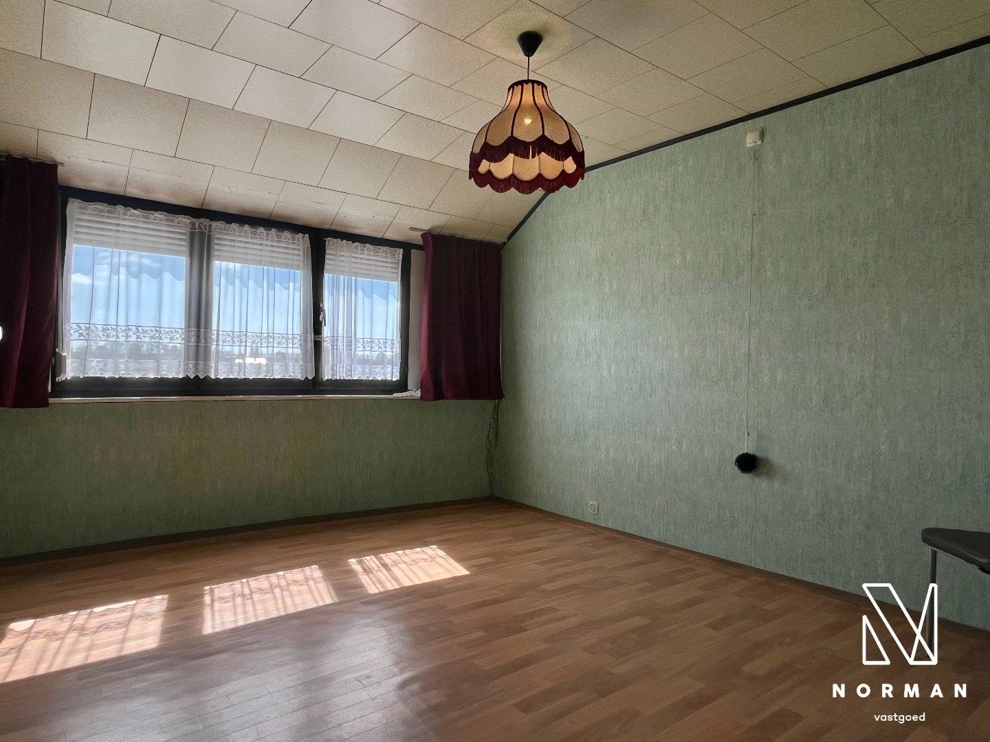 Half open woning te koop op ruim perceel in Ingelmunster!  foto 10