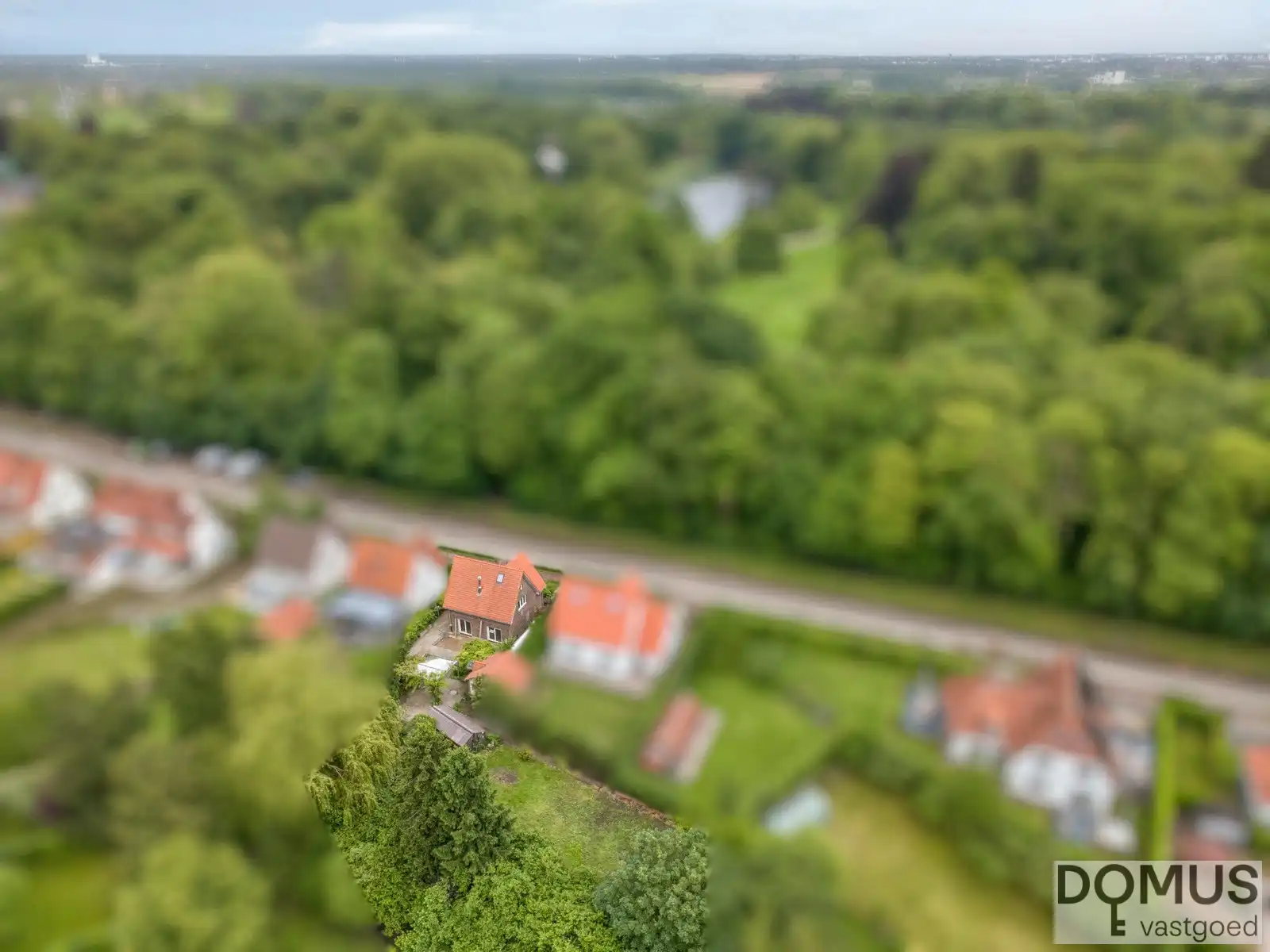 Charmante open bebouwing op toplocatie foto 17