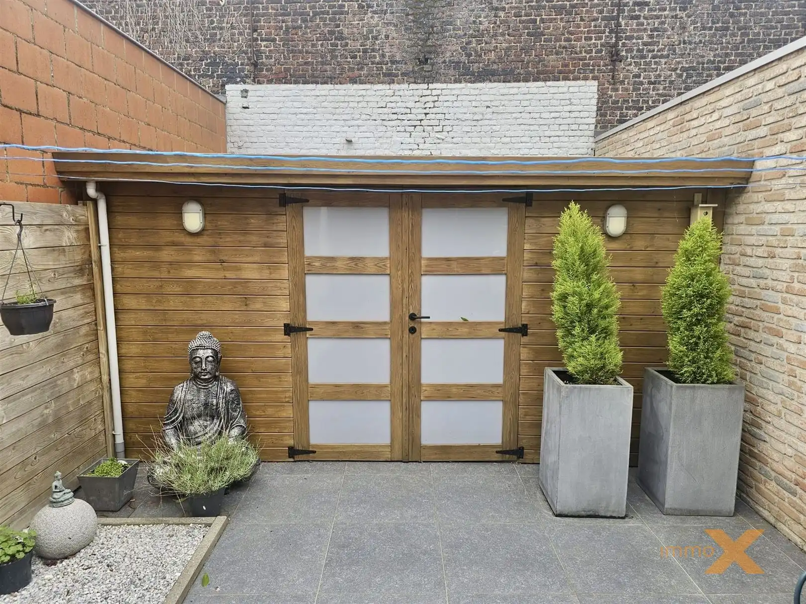 GELIJKVLOERS APP MET GROOT TERRAS EN GARAGE foto 22