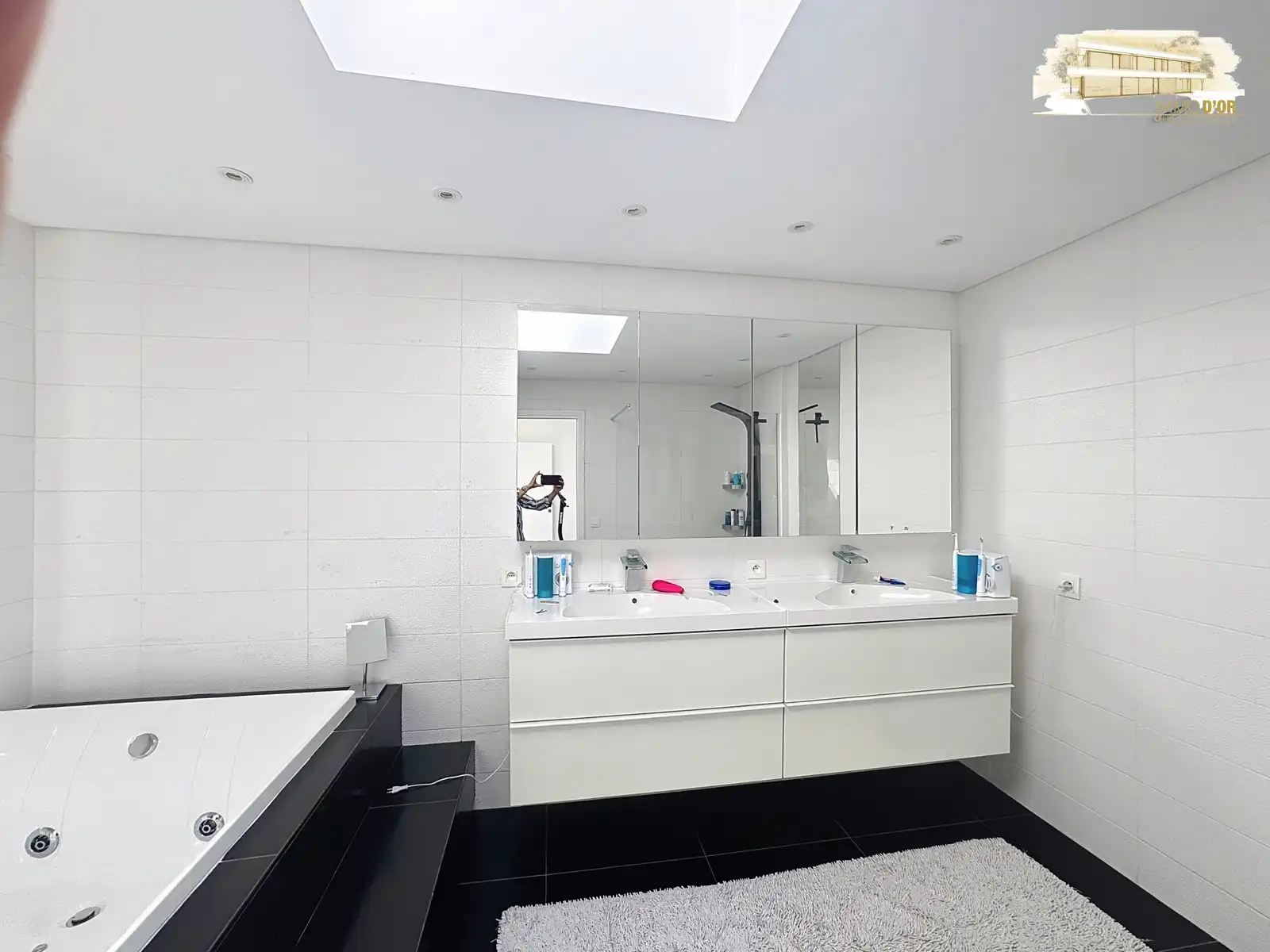 Stijlvolle duplex met 3 slaapkamers & zonovergoten terras foto 12