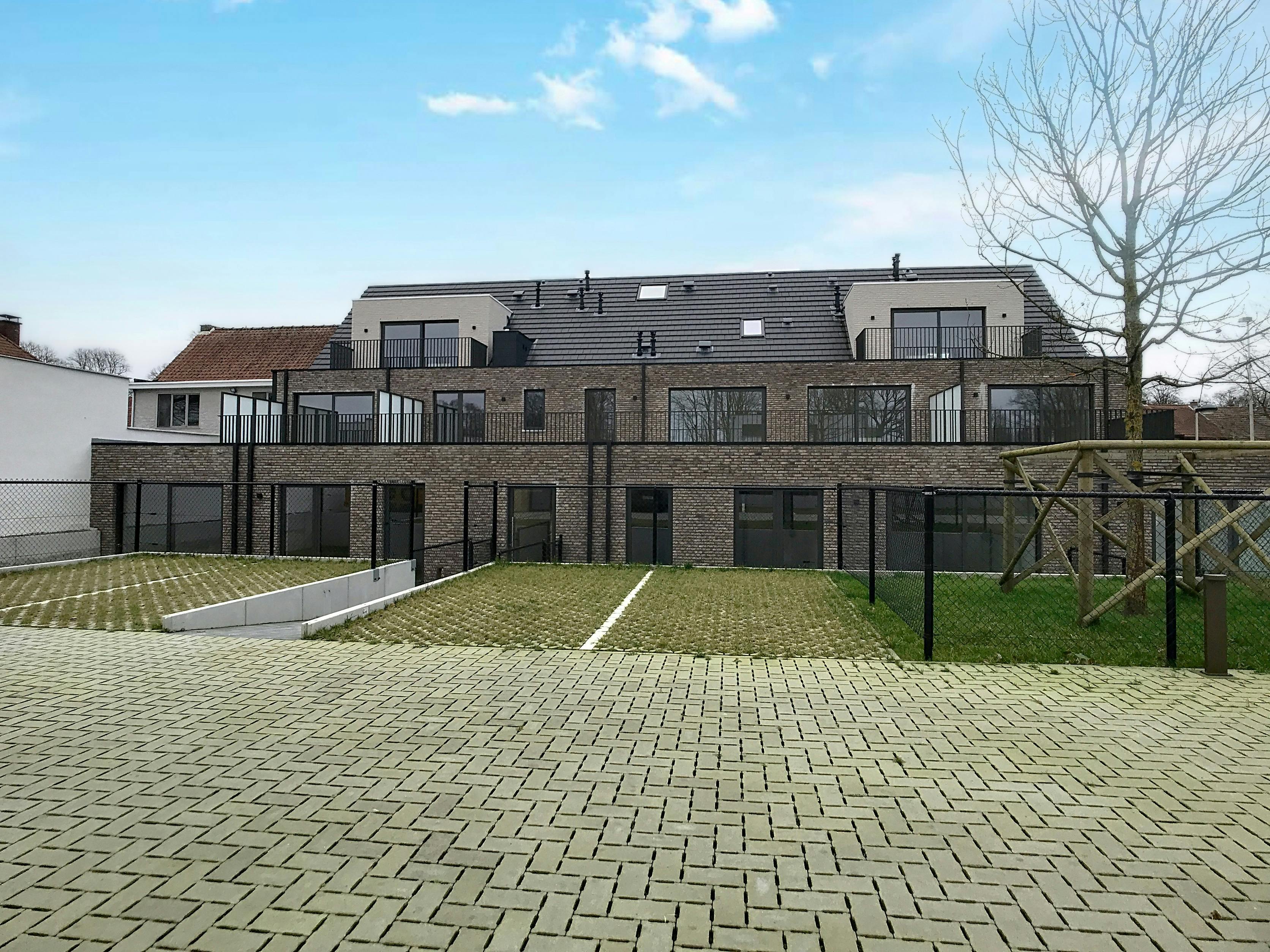 INSTAPKLAAR BEN-APPARTEMENT IN BAZEL MET 2 SLAAPK. + TUIN foto 31