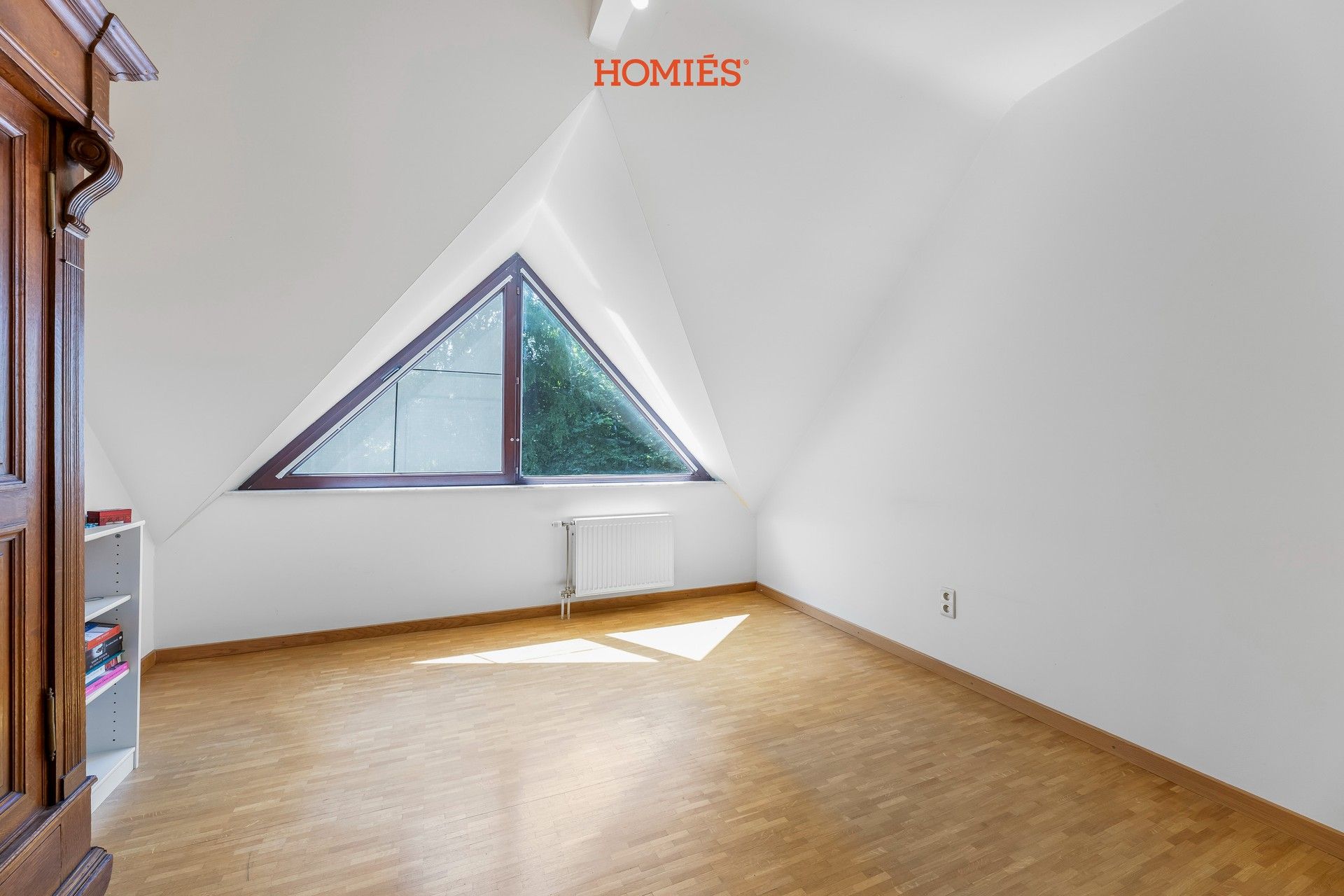 Instapklare villa op een ruim perceel foto 18