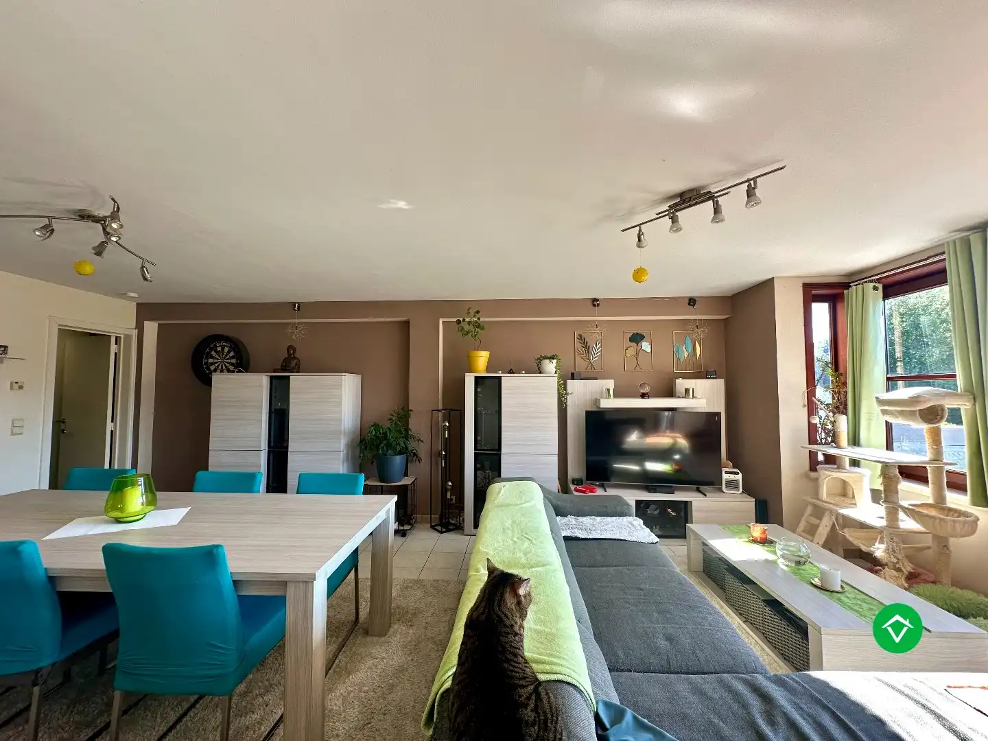 Instapklaar appartement met 2 slaapkamers te Oostende  foto 4