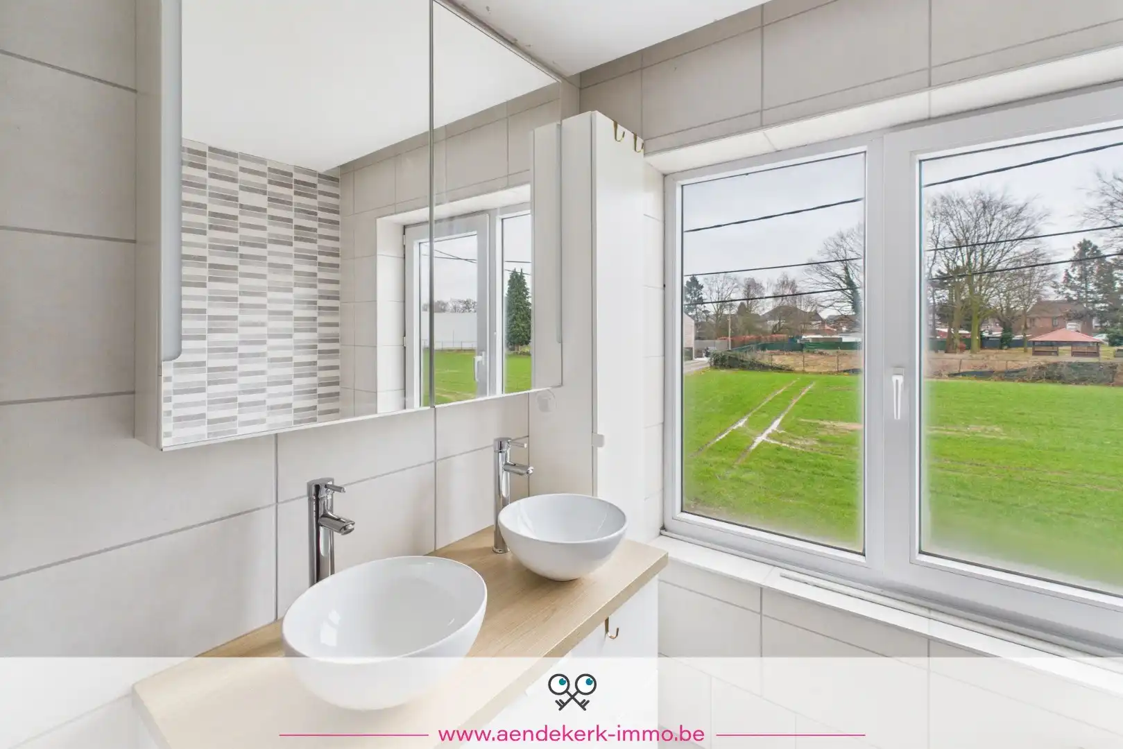 Rustig gelegen, te renoveren, woning met 3 slaapkamers nabij het centrum van Bree  foto 21