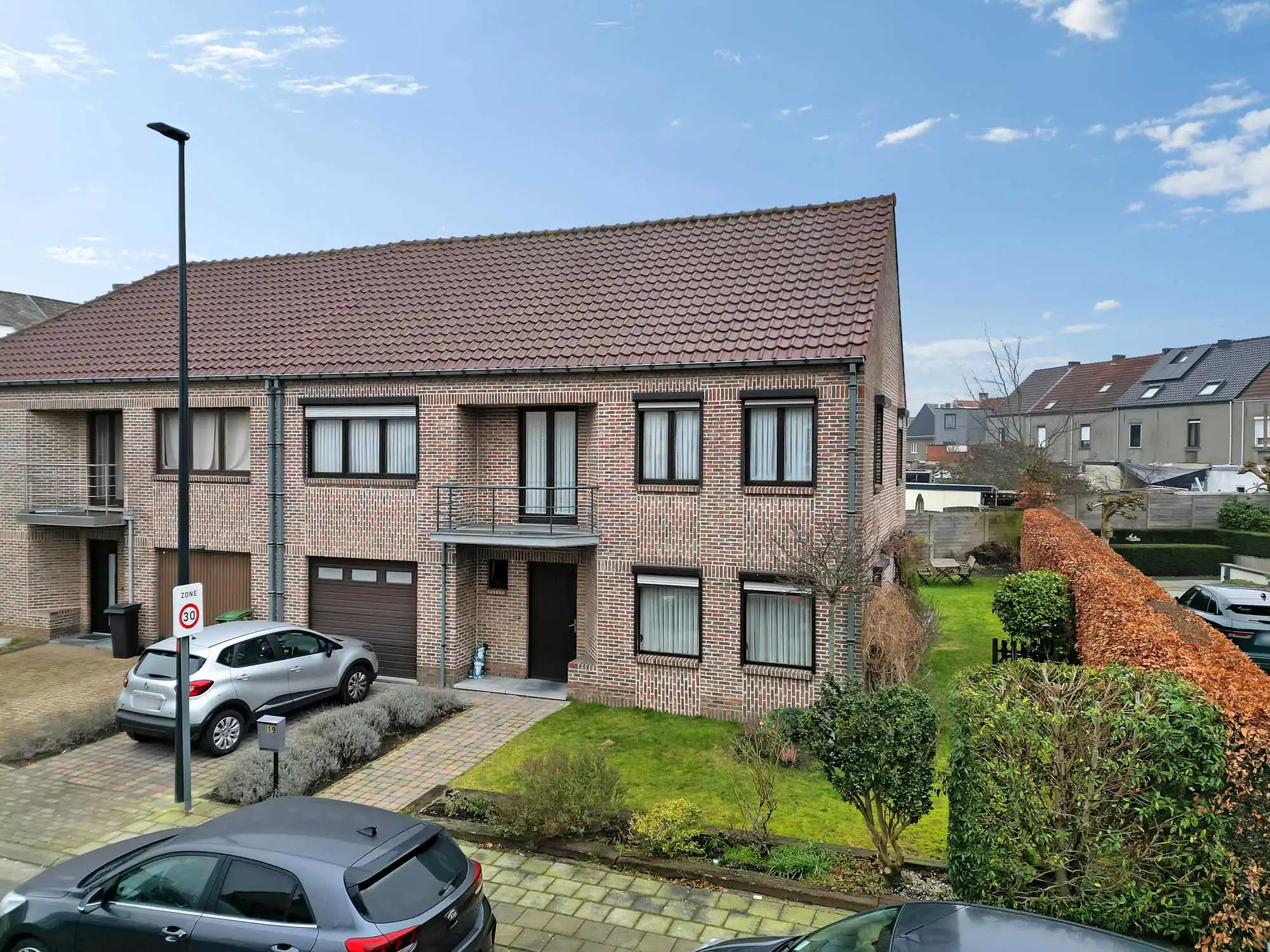 Instapklare HOB met 3 slaapkamers, garage en zonnige tuin foto 21
