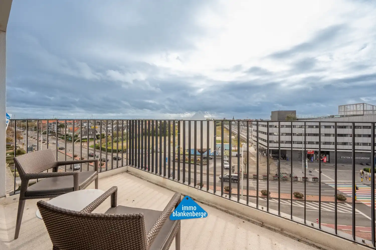 Exclusief Duplexappartement (240m²) met Drie Ruime Terrassen foto 4