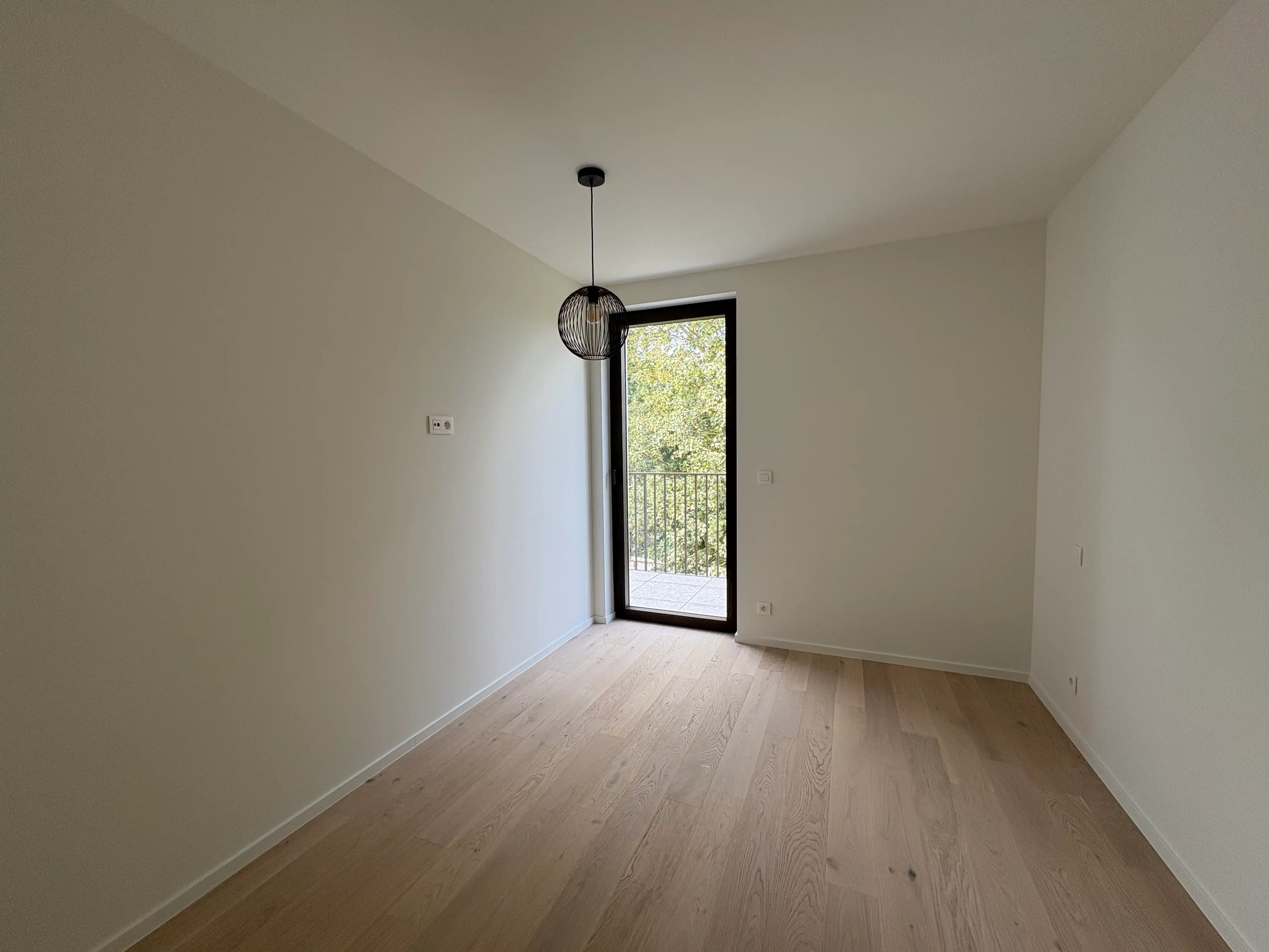 Energiezuinig 2slpk appartement op Dorpsplein Sleidinge foto 7
